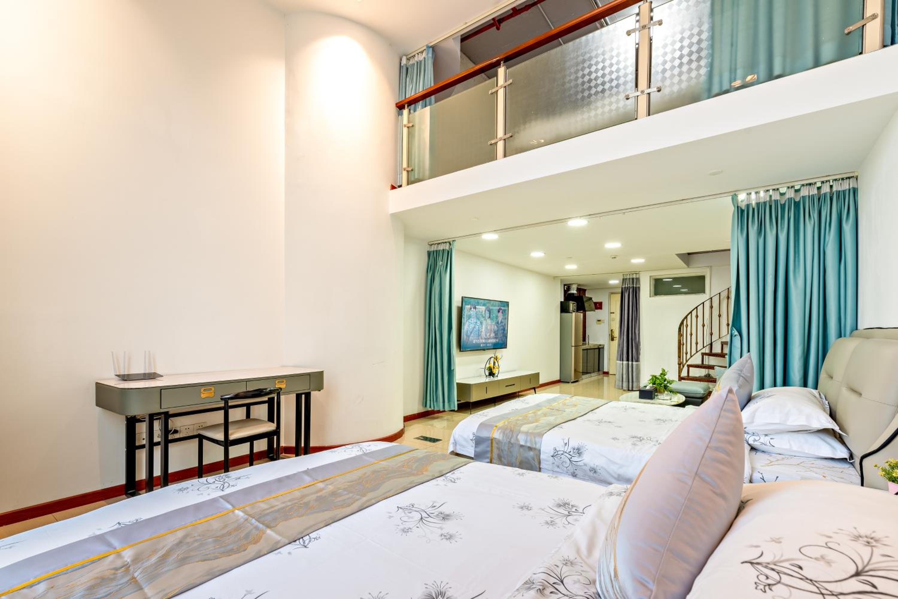 Duplex Apartment - Photo 18