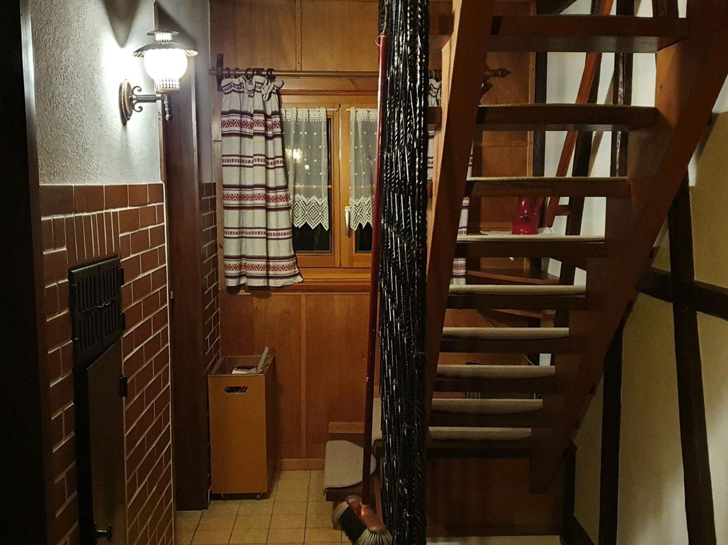 Three-Bedroom House photo 3