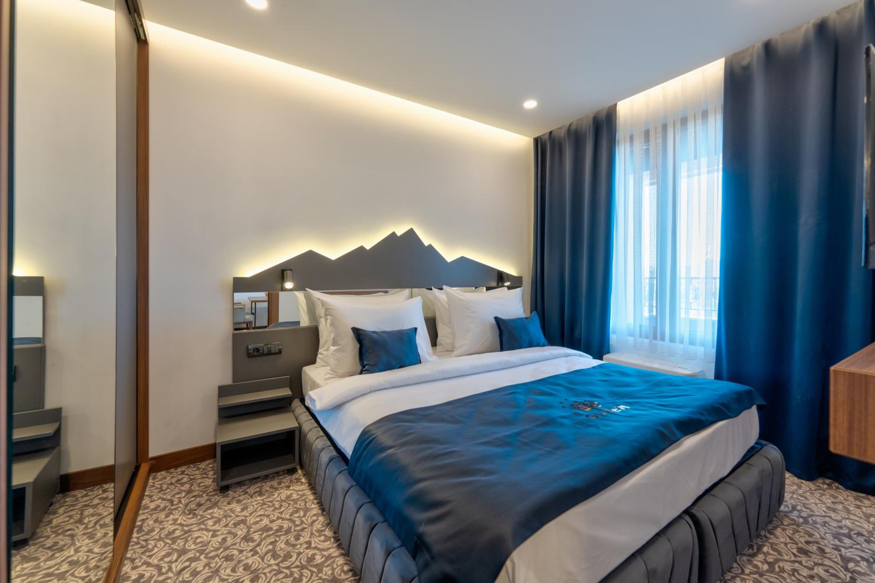 One-Bedroom Apartment - Photo 10