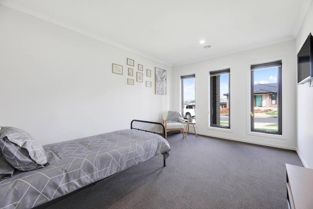Four-Bedroom House photo 1