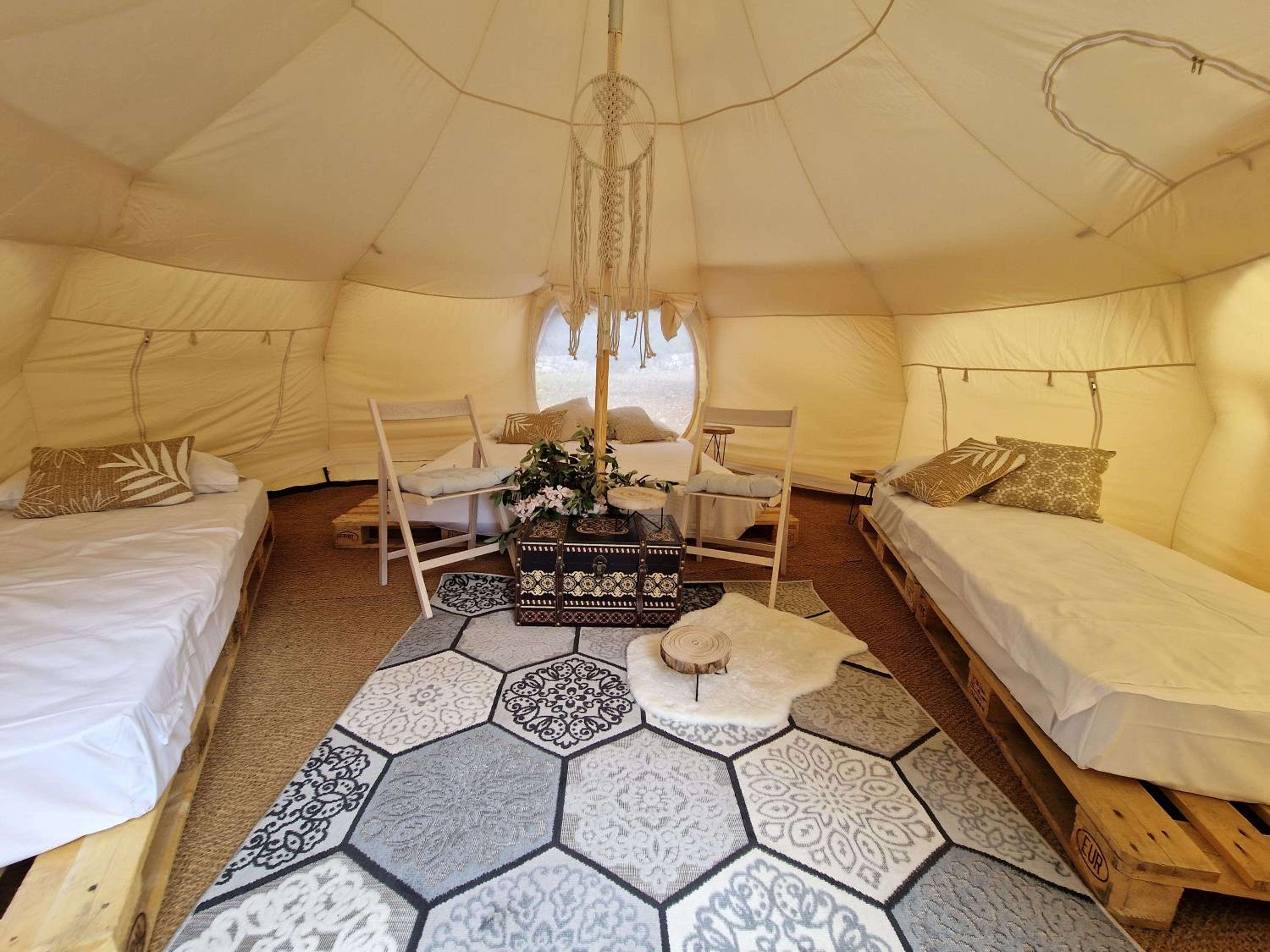 Tent - Photo 5