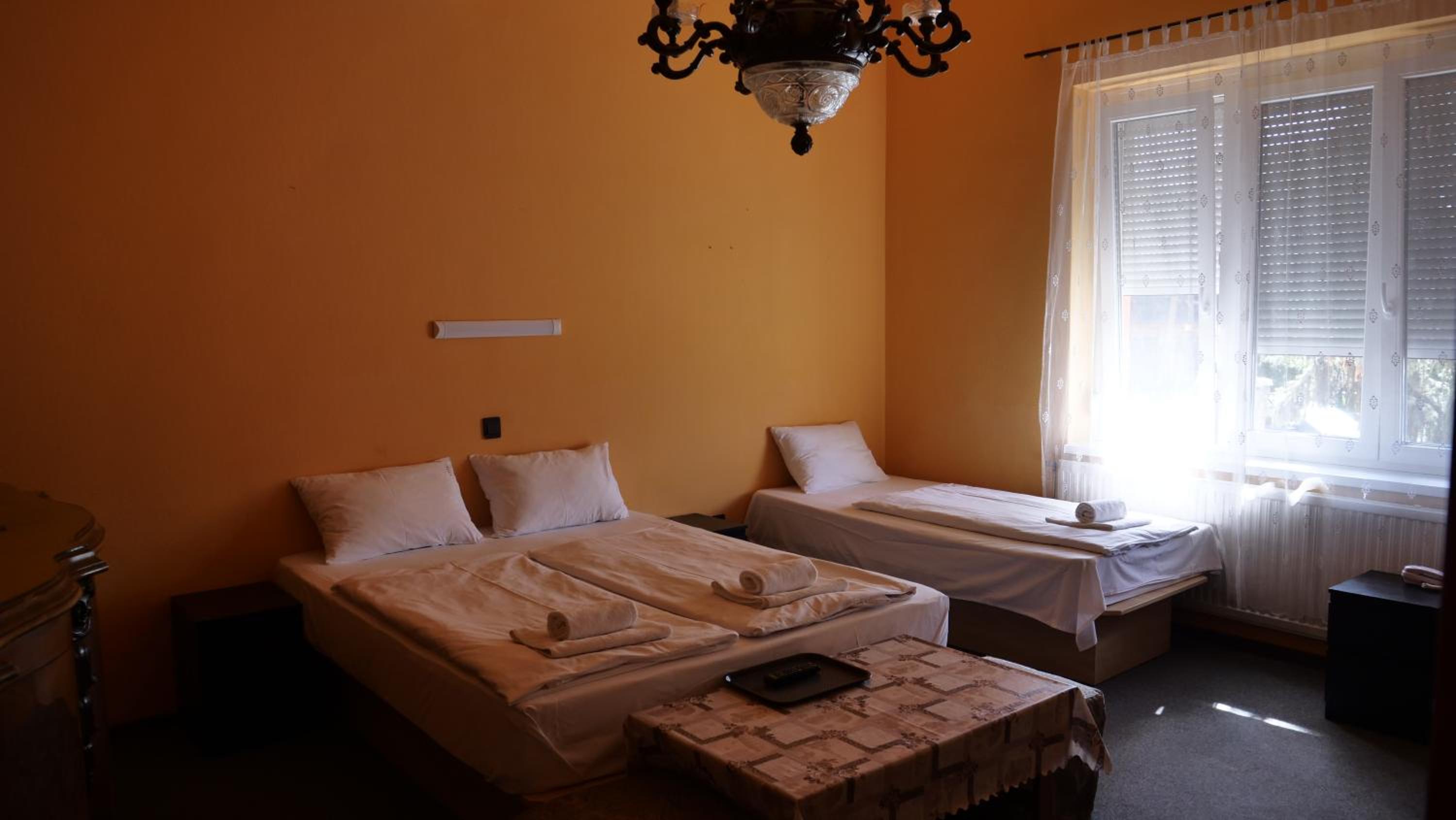 Triple Room - Photo 1