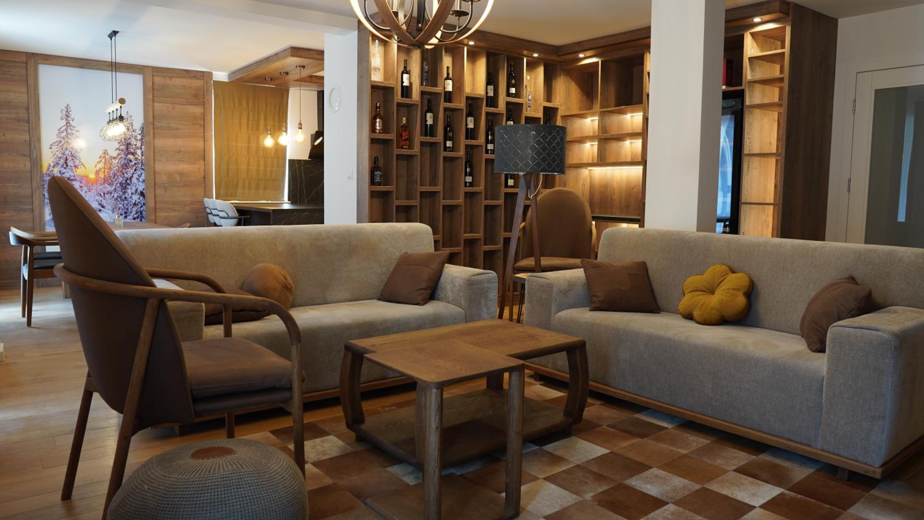 Deluxe Apartment