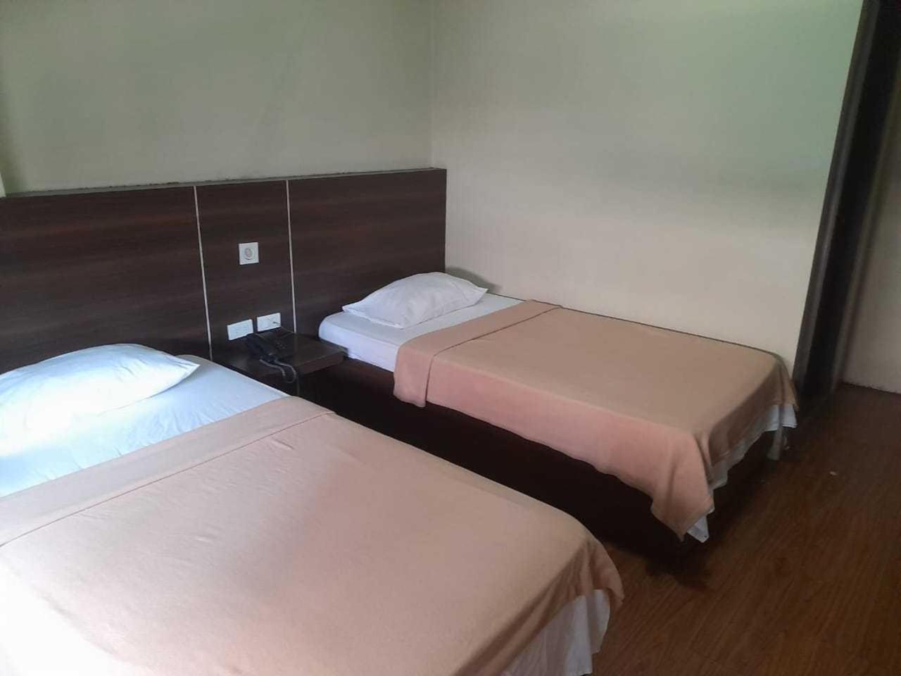 Deluxe Twin Room - Photo 7