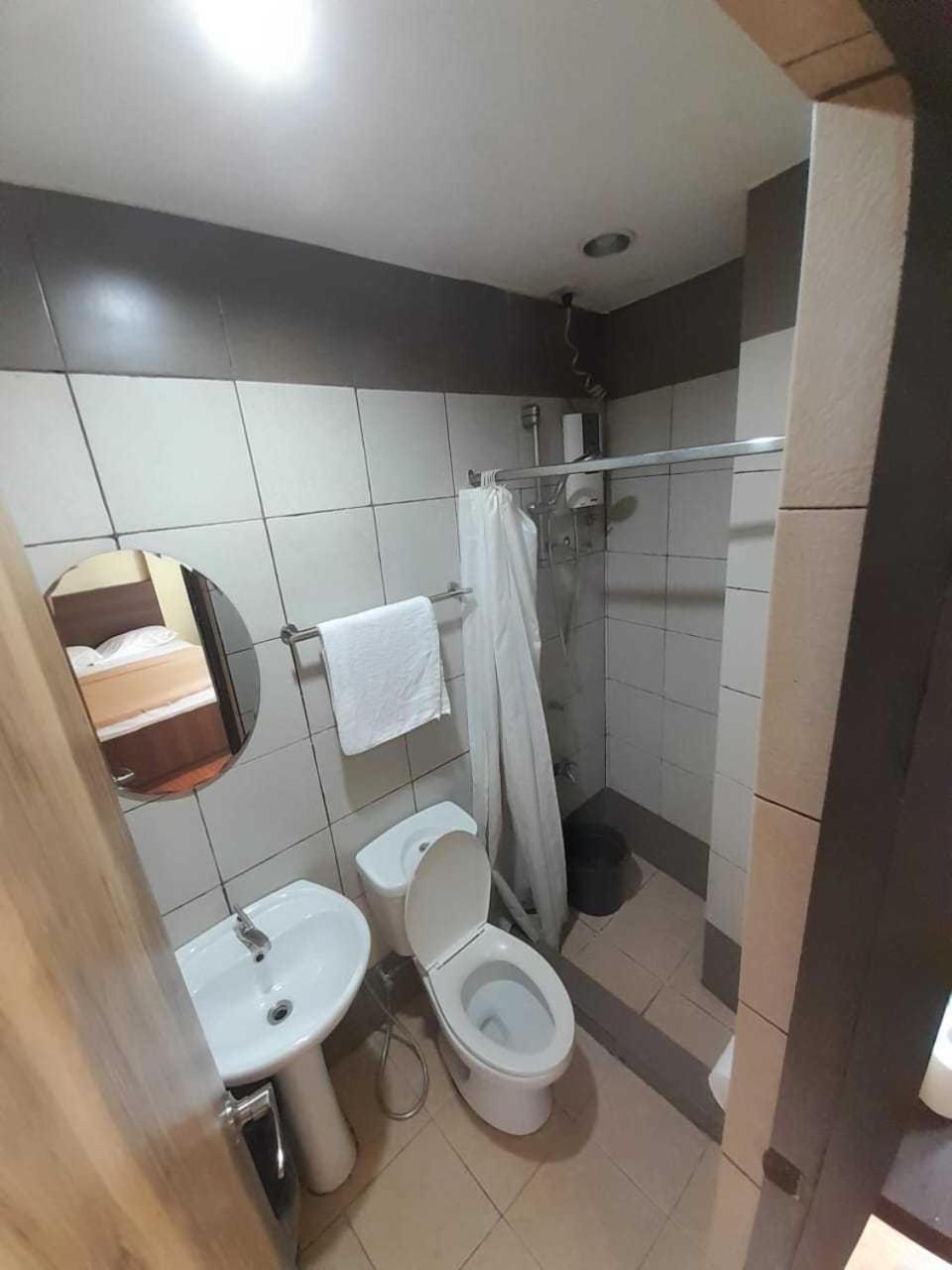 Deluxe Double Room - Photo 8