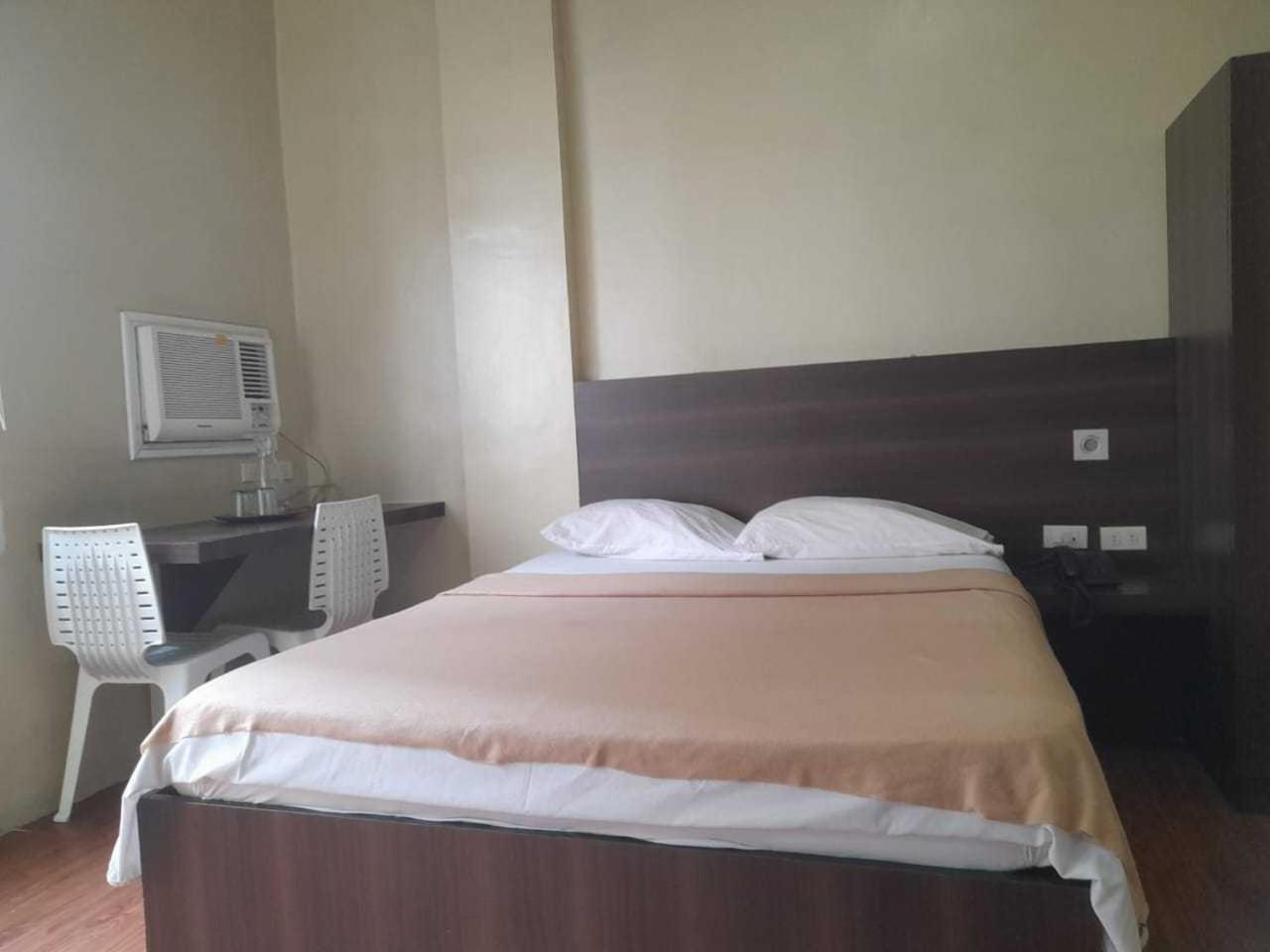 Deluxe Double Room - Photo 4