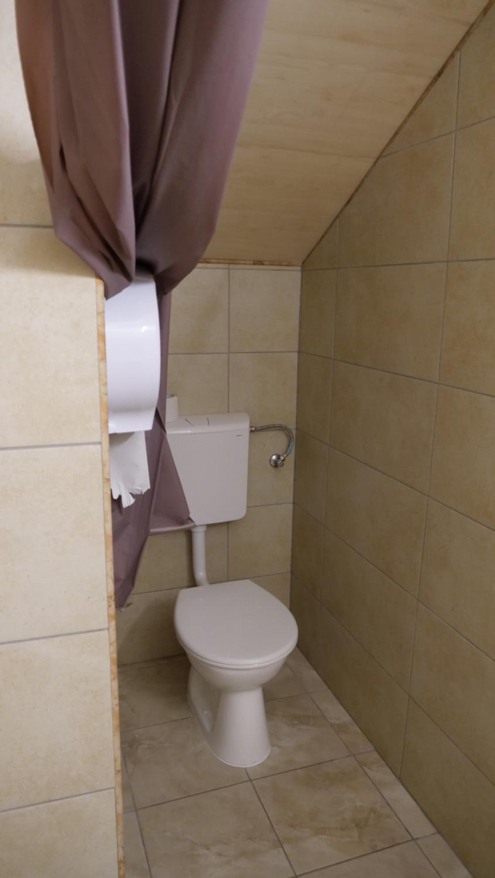 Triple Room - Photo 10