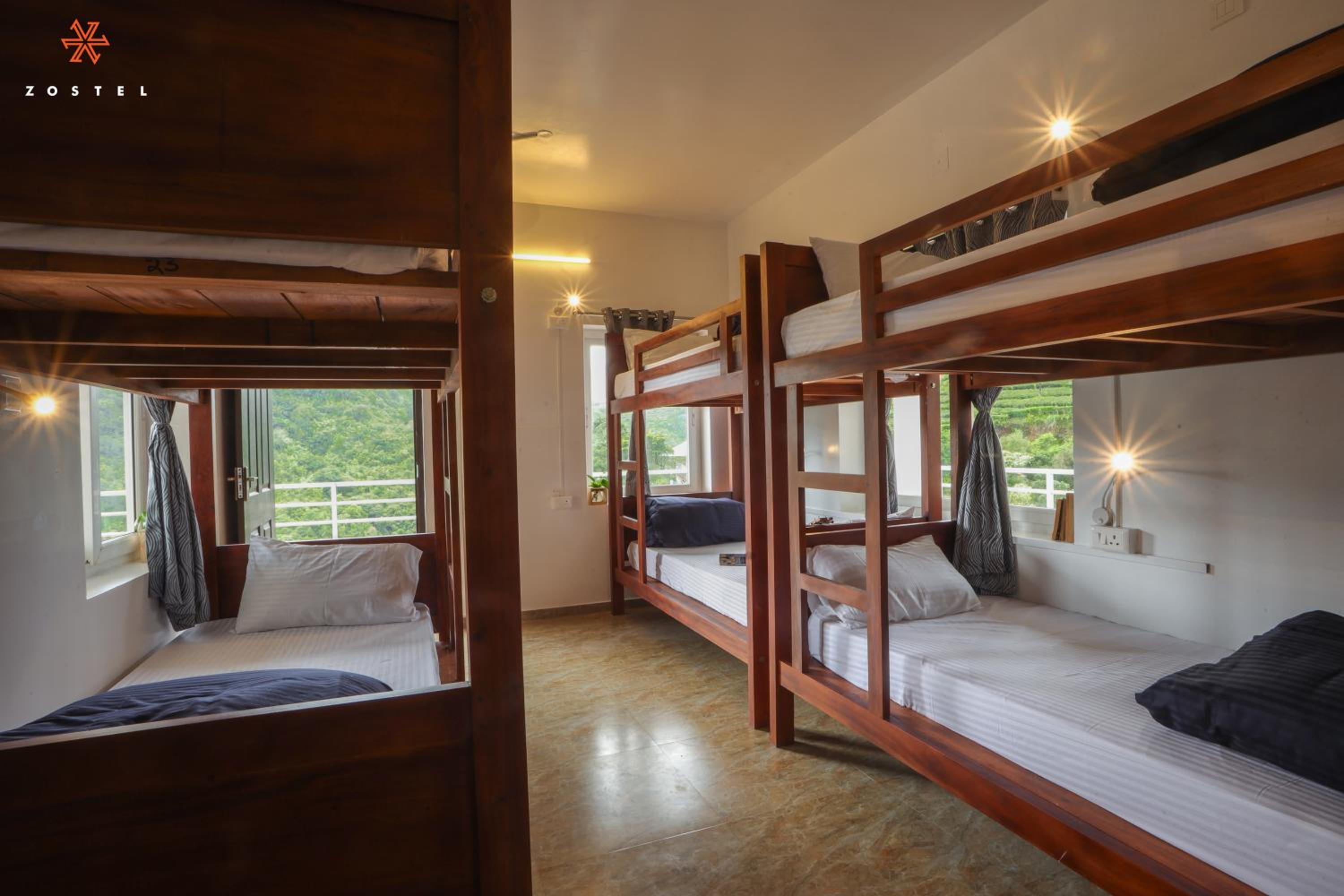 Bed in 6-Bed Mixed Dormitory Room photo 1