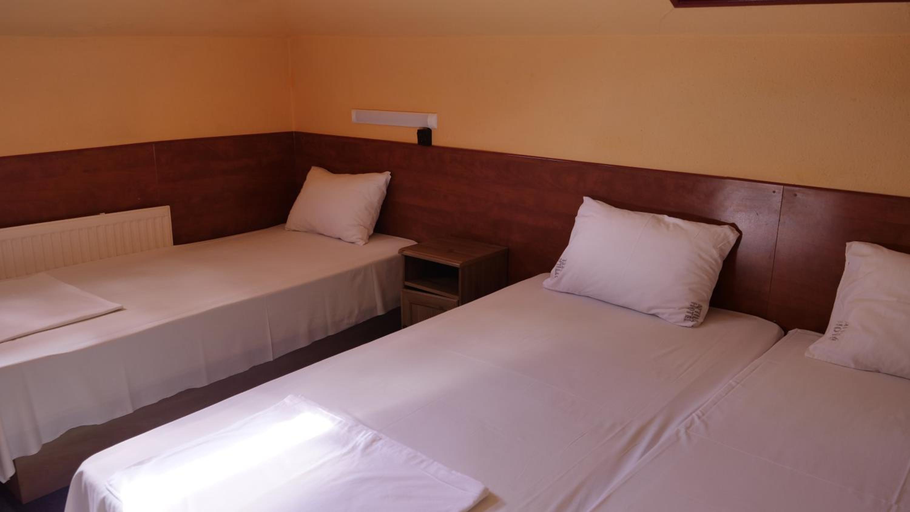 Quadruple Room - Photo 4