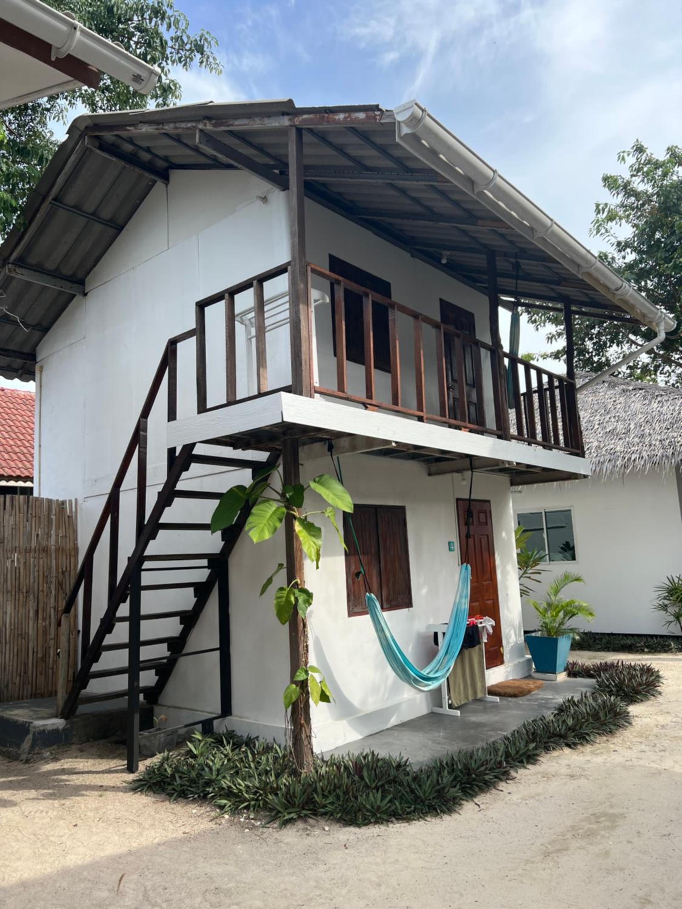 Budget Bungalow photo 3
