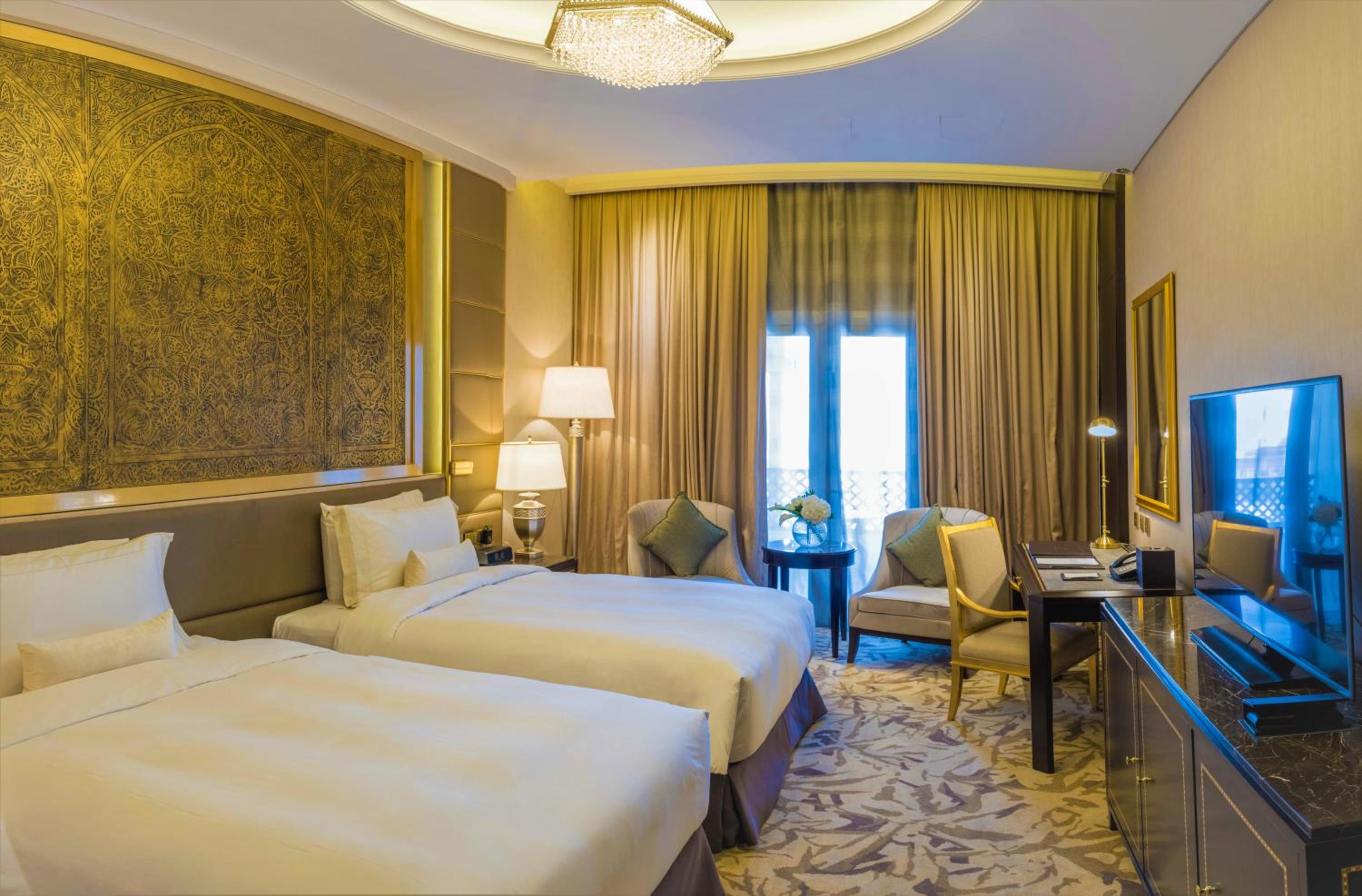 Superior Twin Room with City View