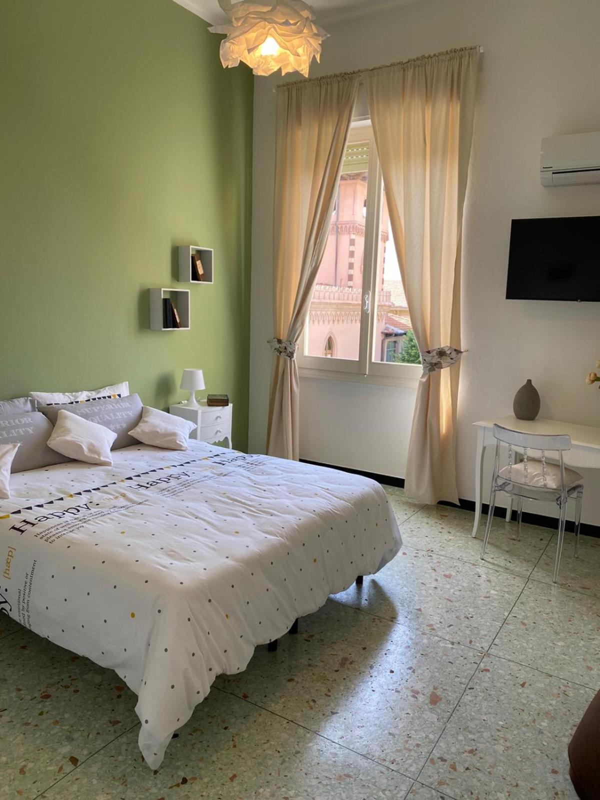 Triple Room with Private External Bathroom photo 1