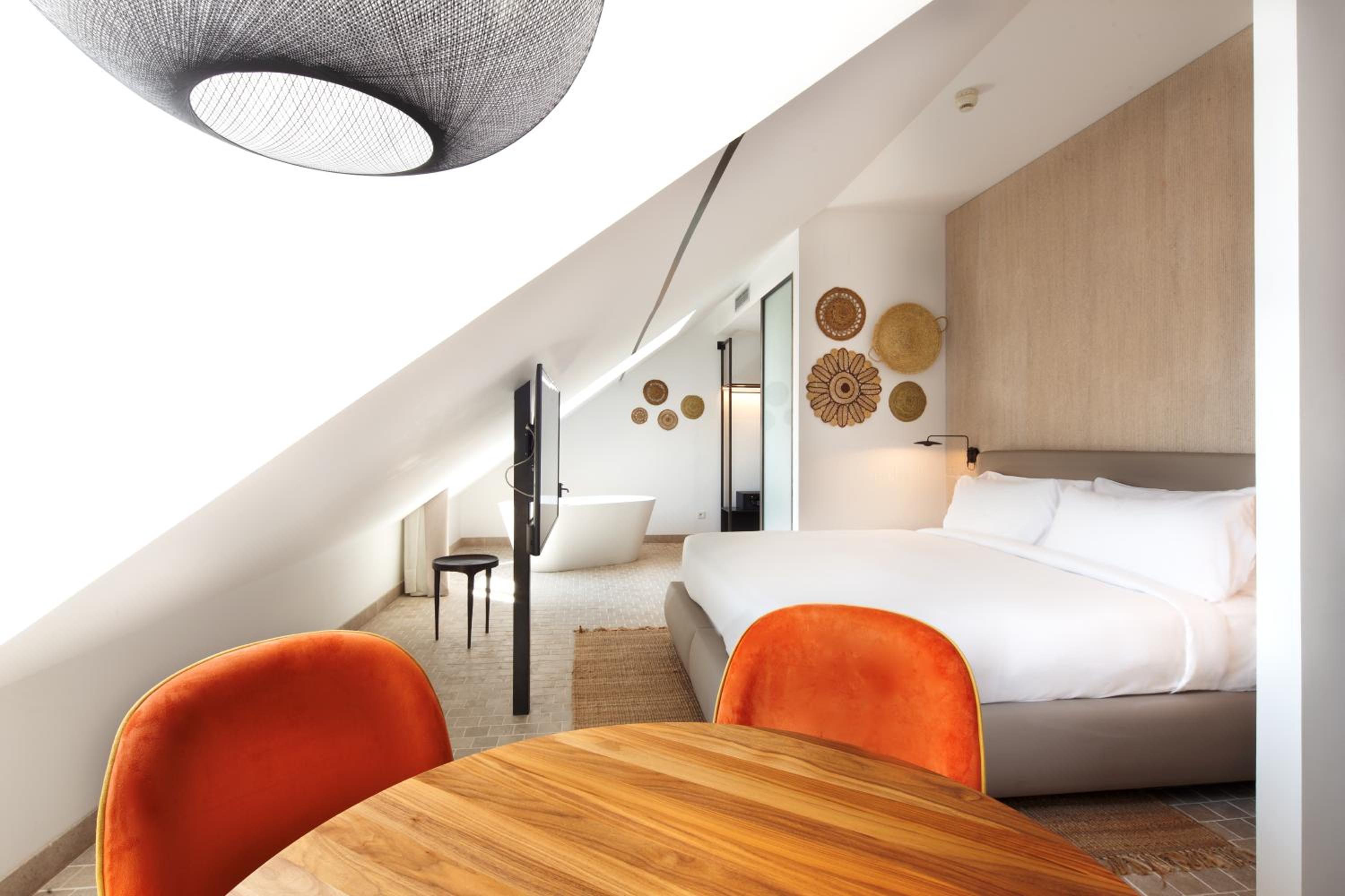 Penthouse thumbnail 5