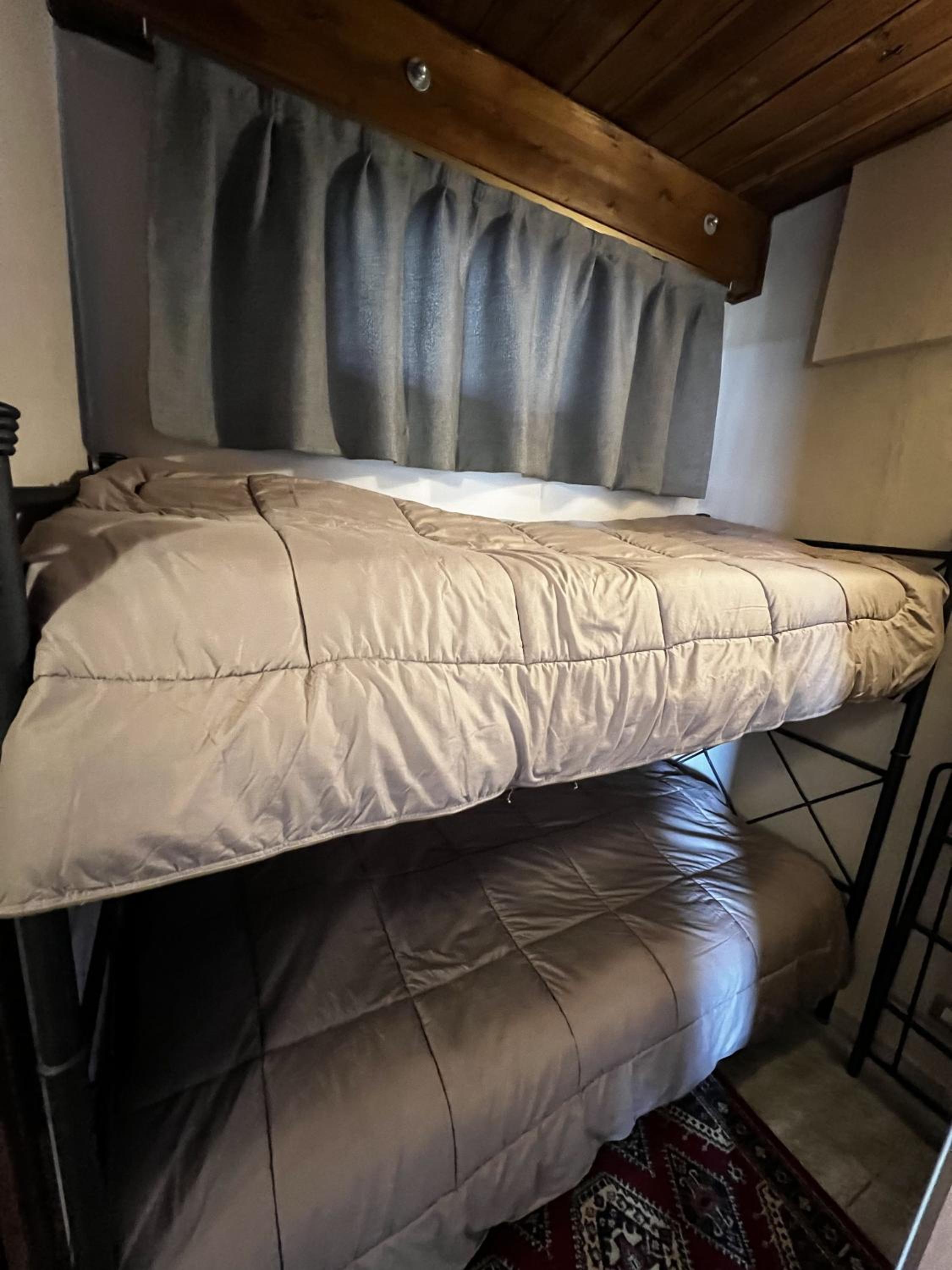 Two Bedroom Apartment with Balcony - Split Level