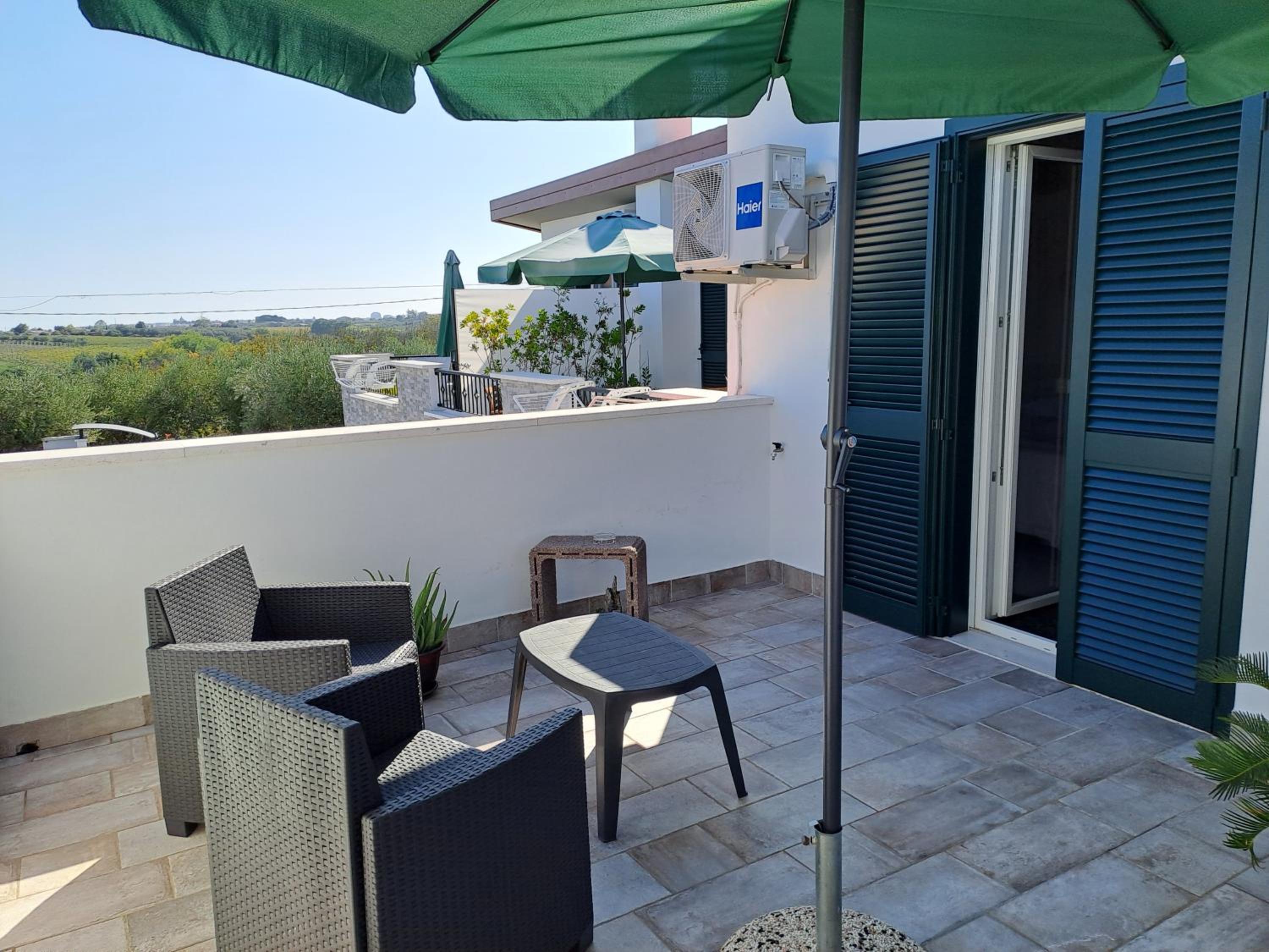 Double or Twin Room with Terrace photo 3