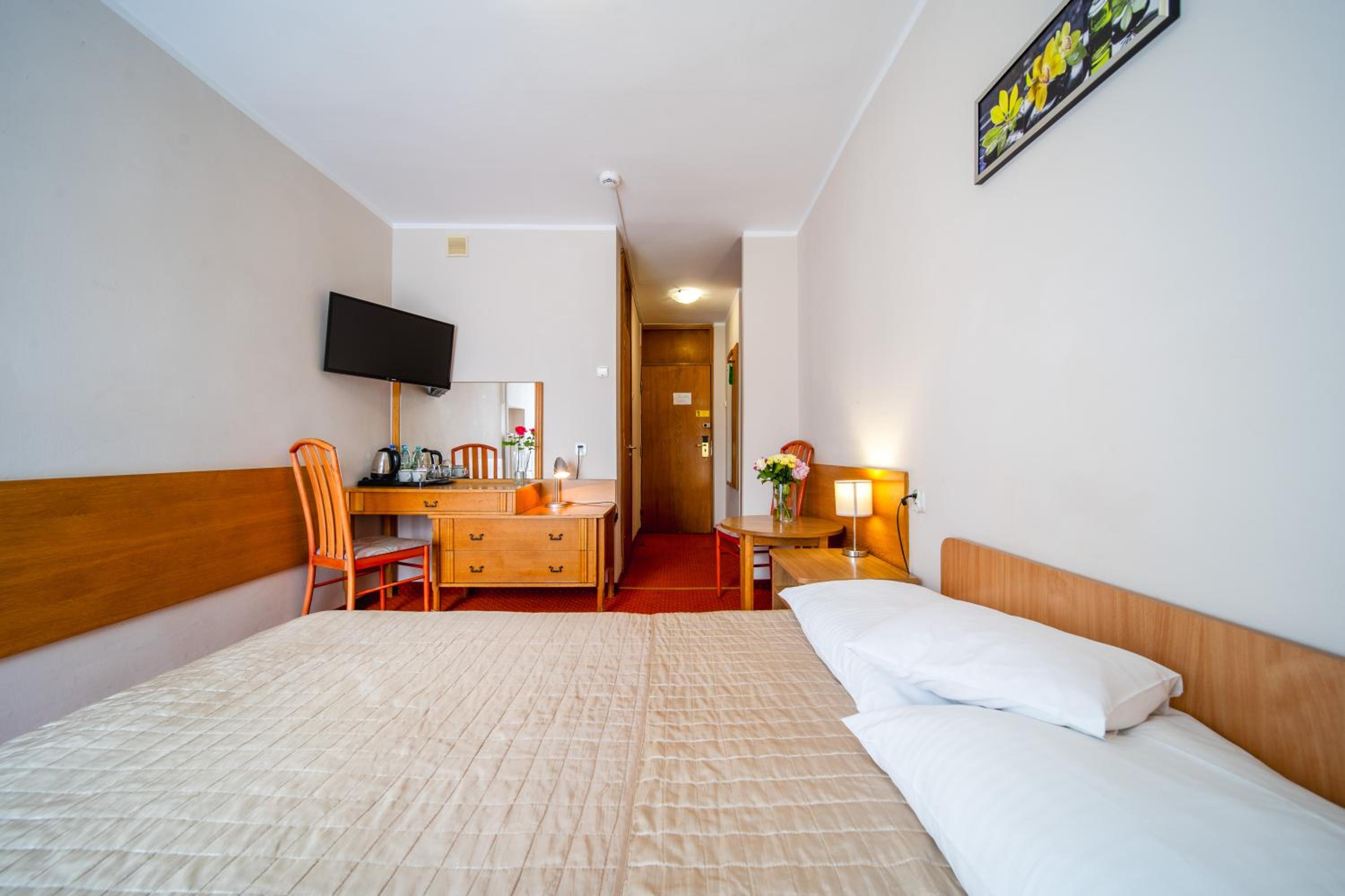 Economy Double Room photo 1