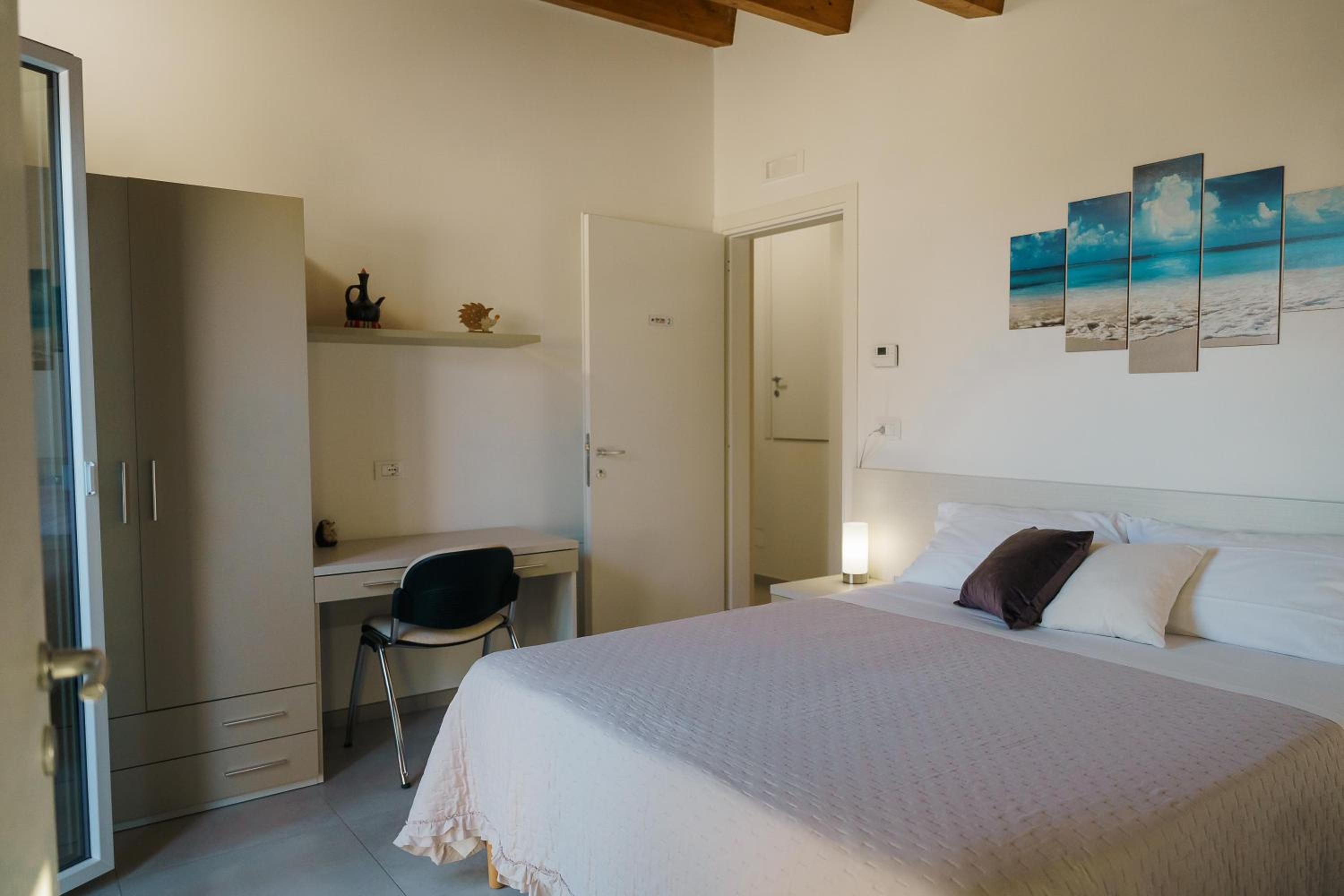 Double or Twin Room with Terrace photo 2