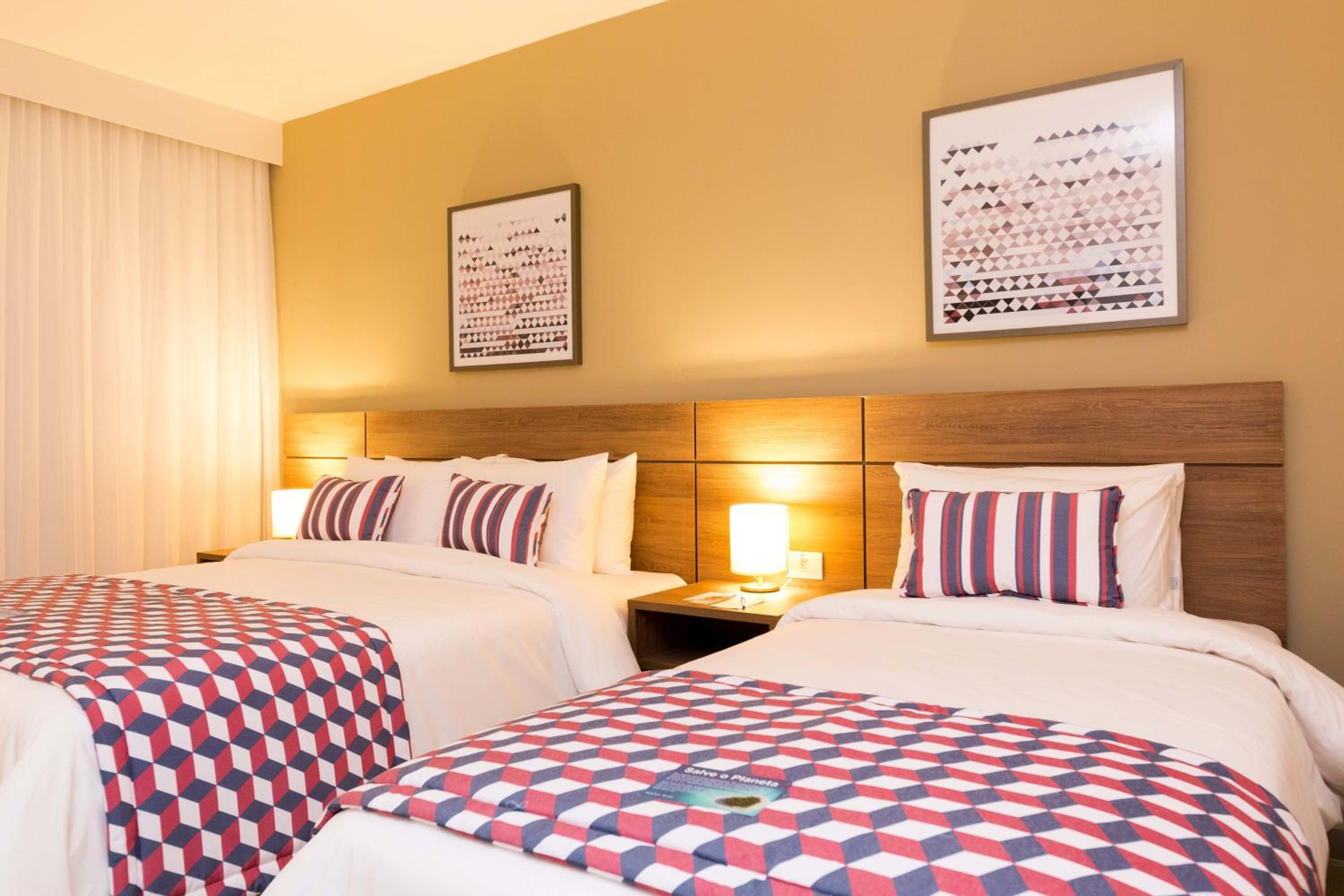 Standard Twin Room photo 2