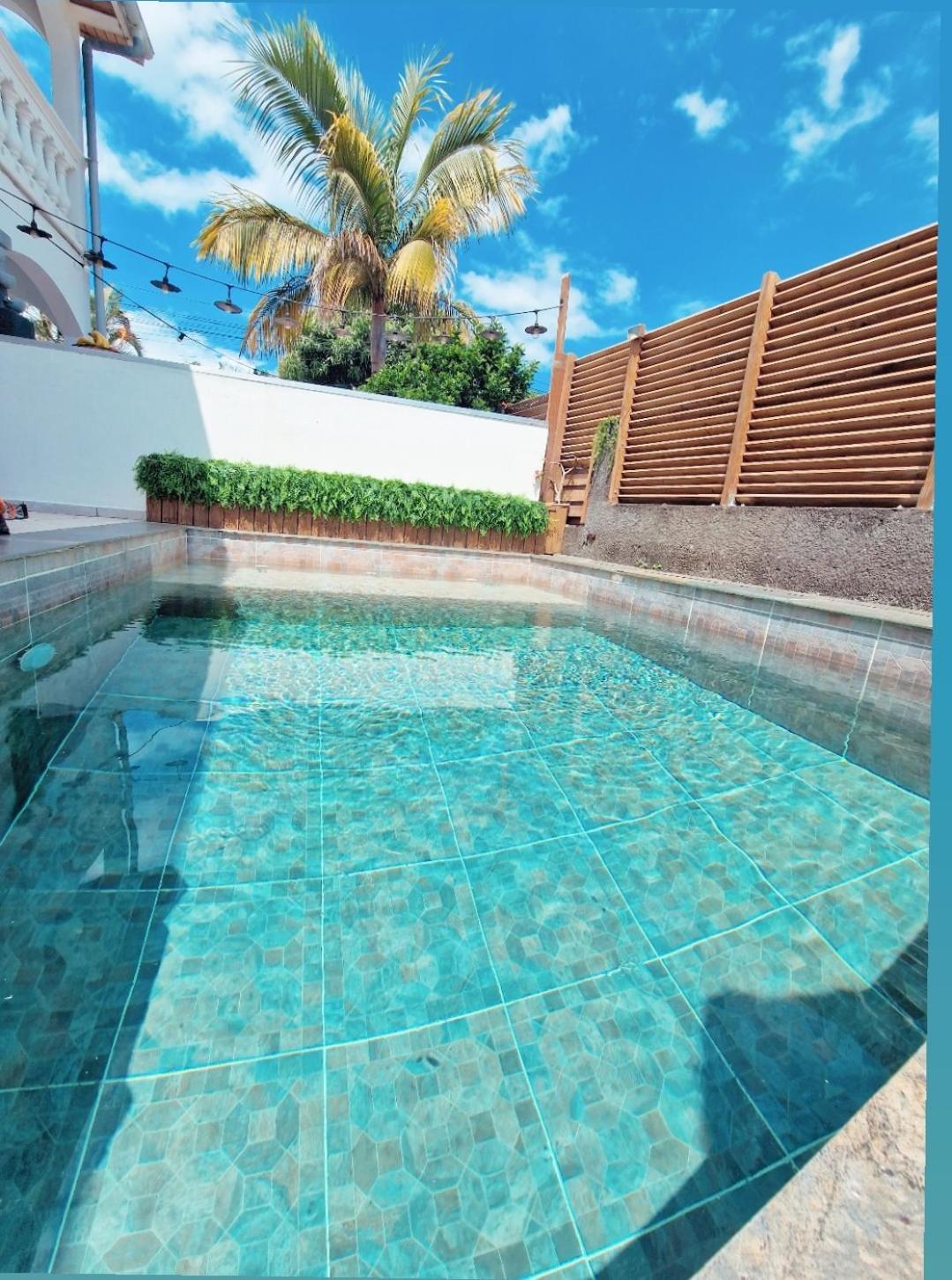 Villa photo 1