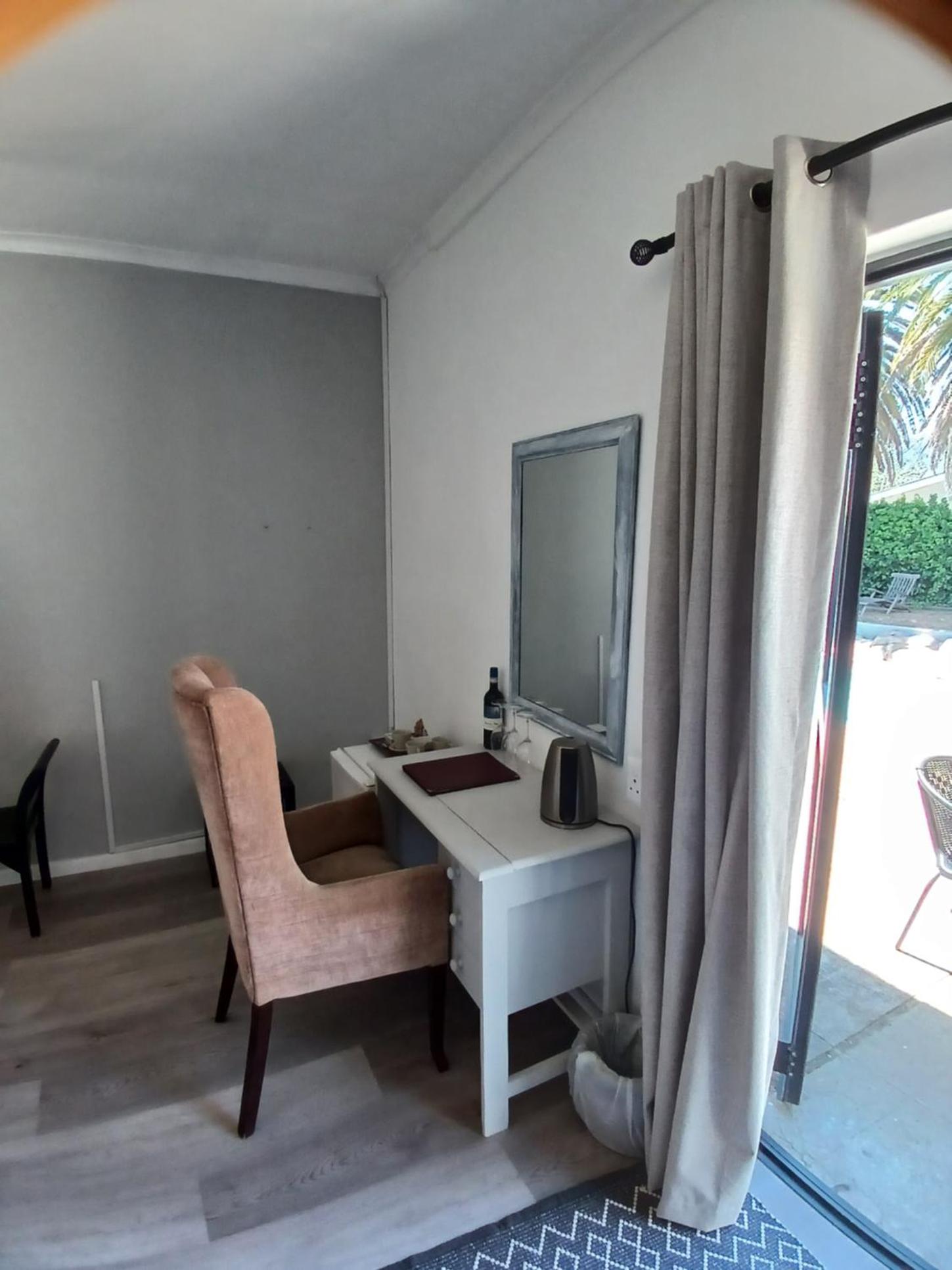 Honeymoon Suite photo 1