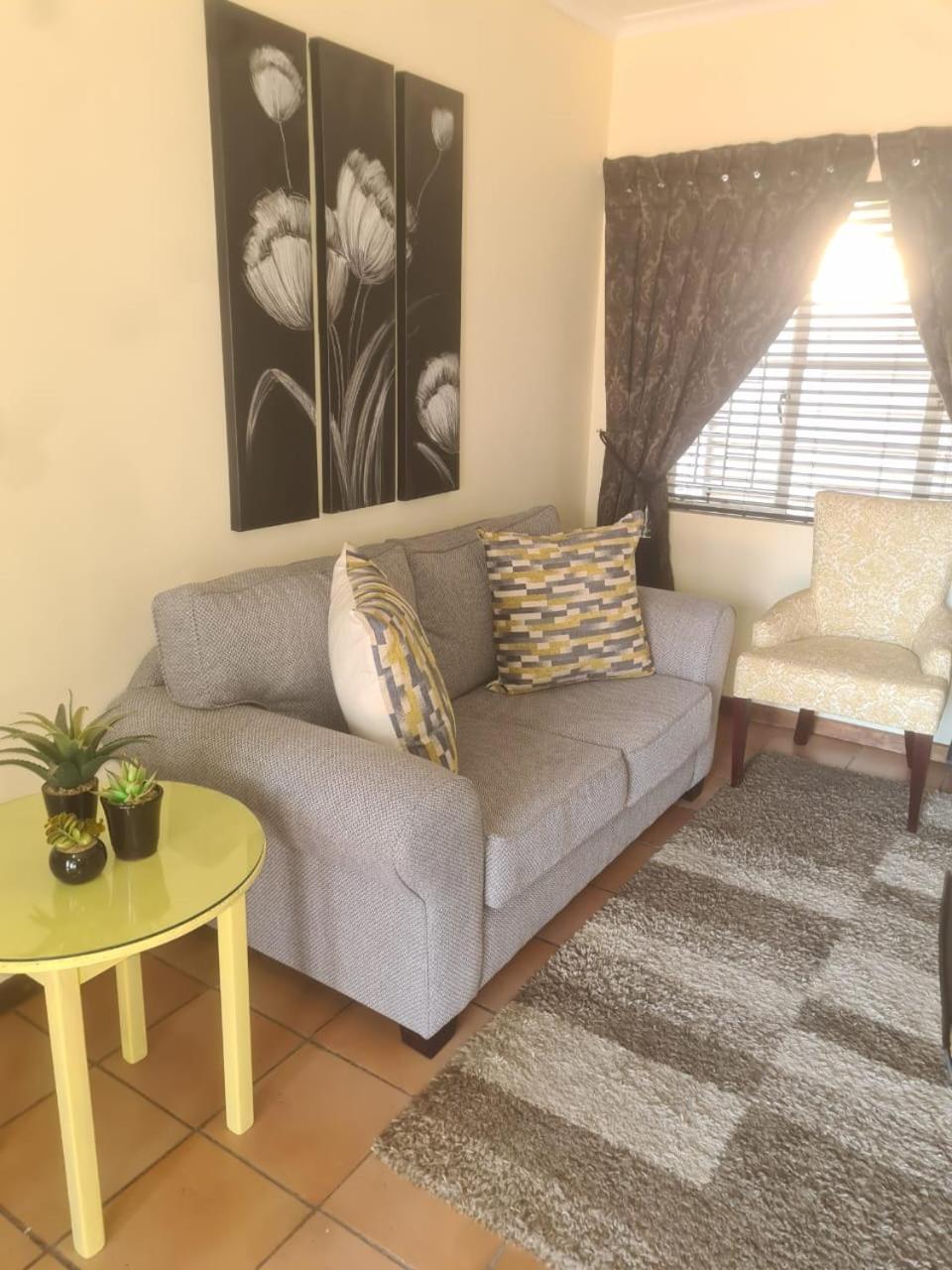 Bungalow photo 1