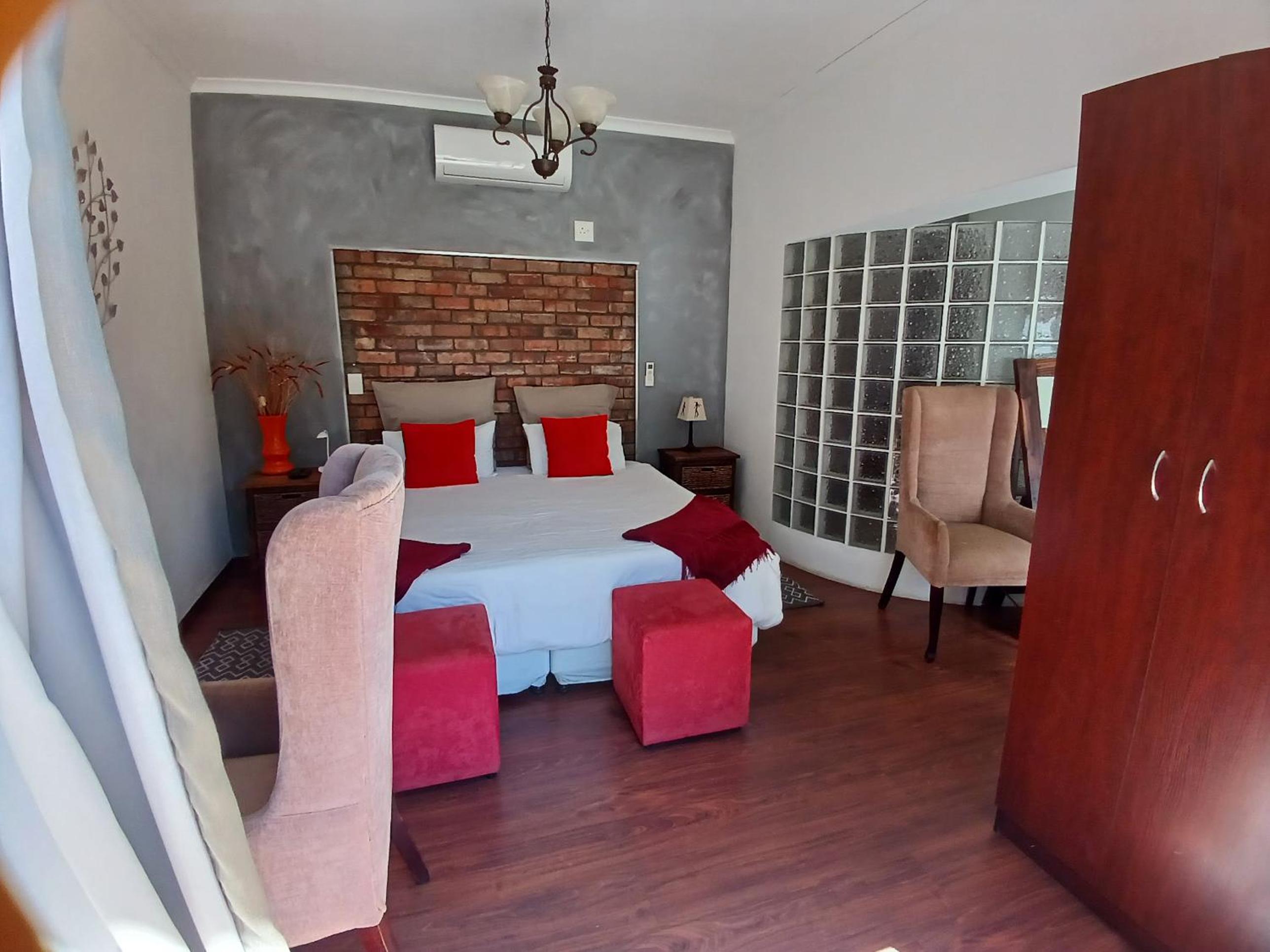Double or Twin Room photo 2