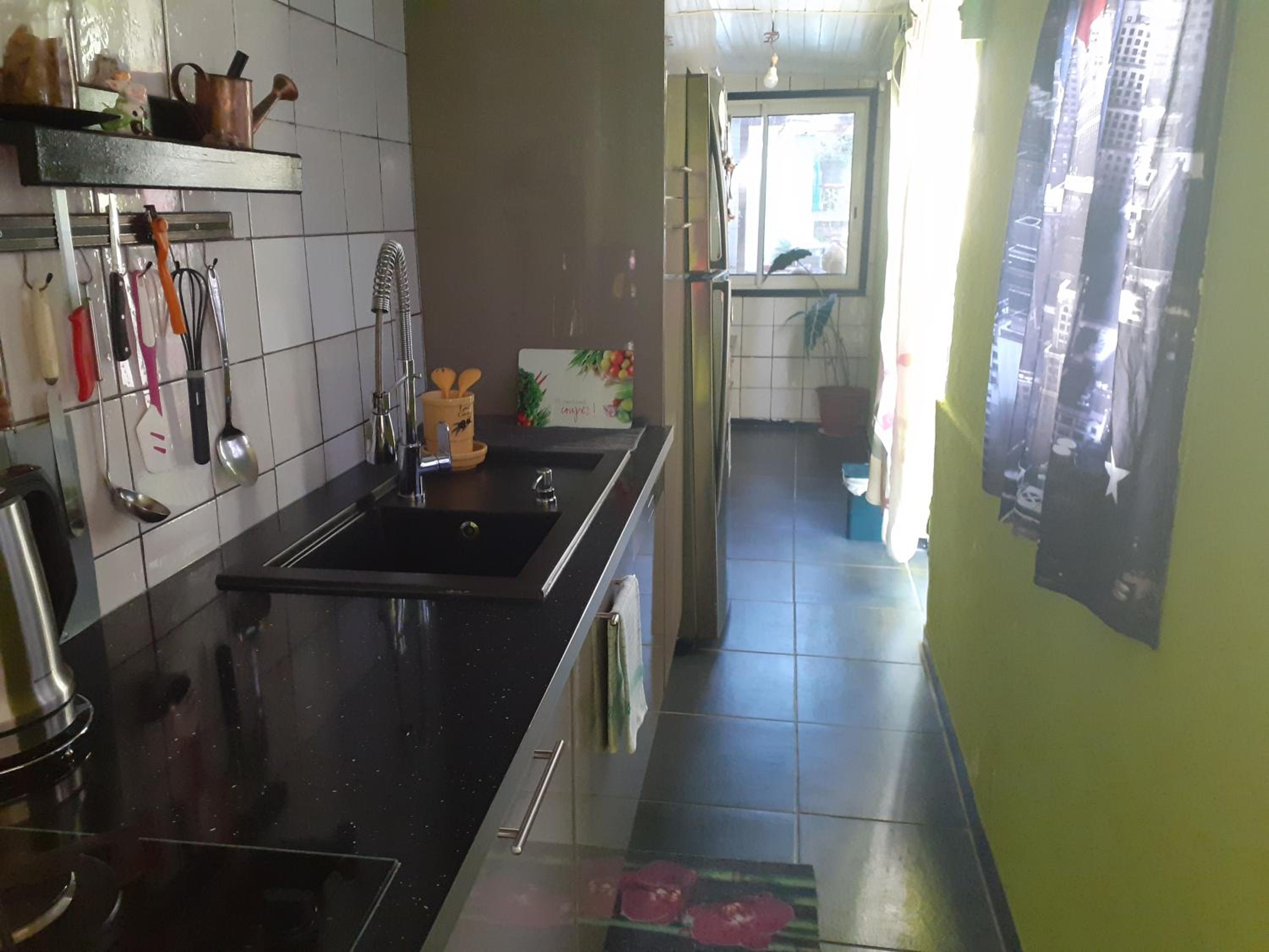 One-Bedroom House photo 2