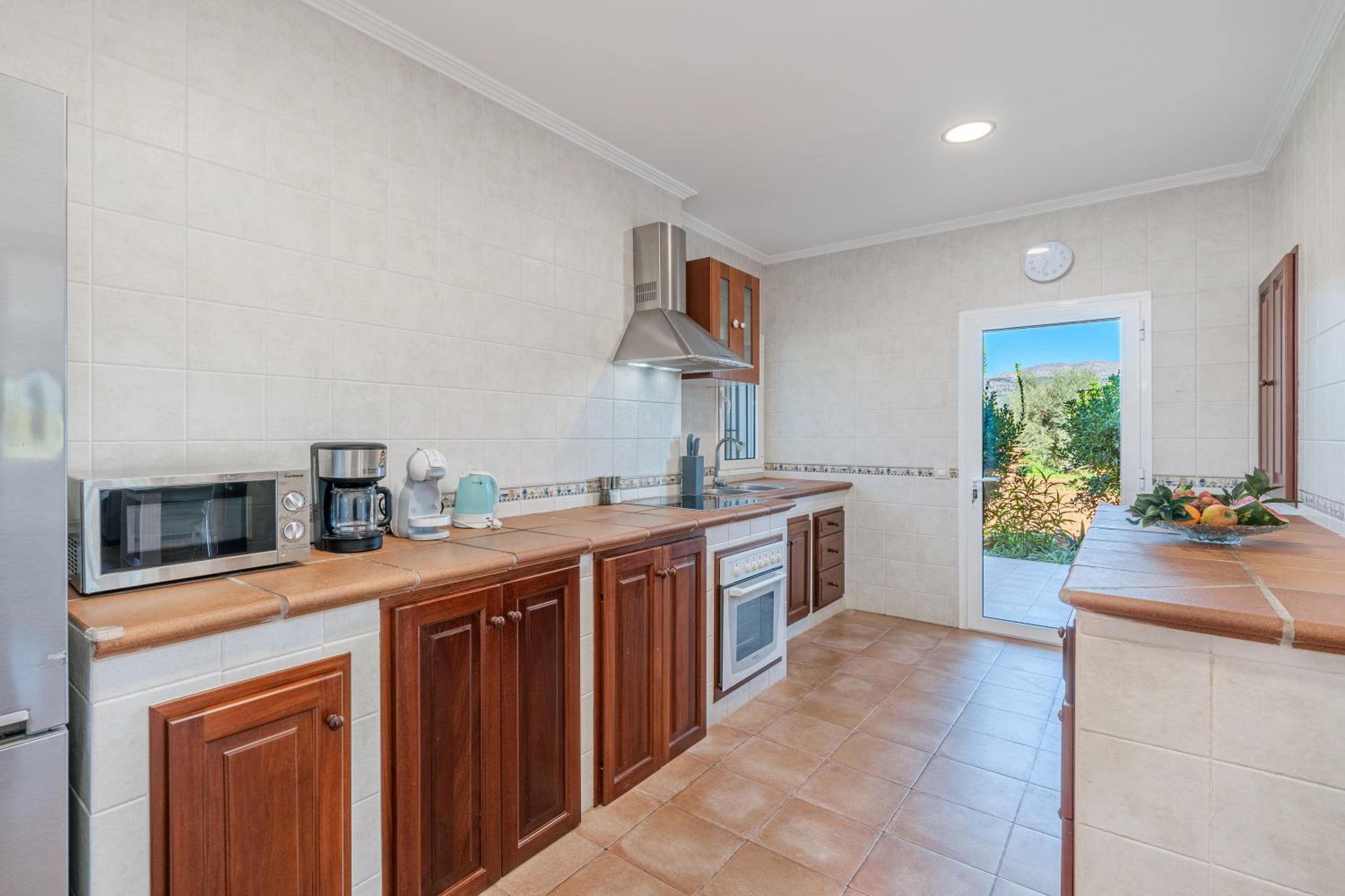 Villa photo 3