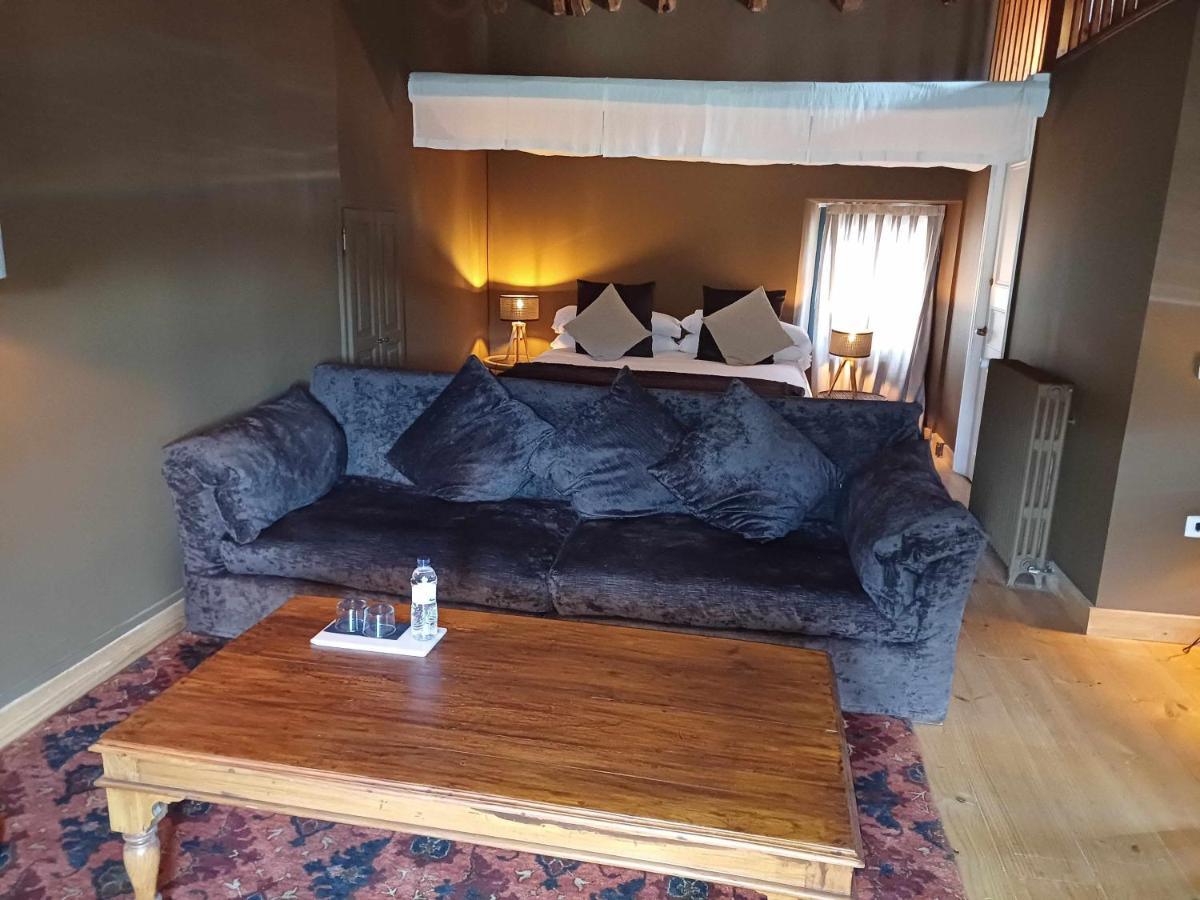 Superior King Room photo 2
