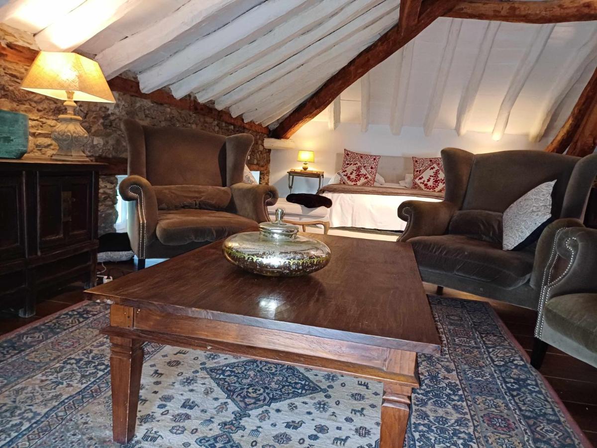 Deluxe Double Room with Extra Bed
