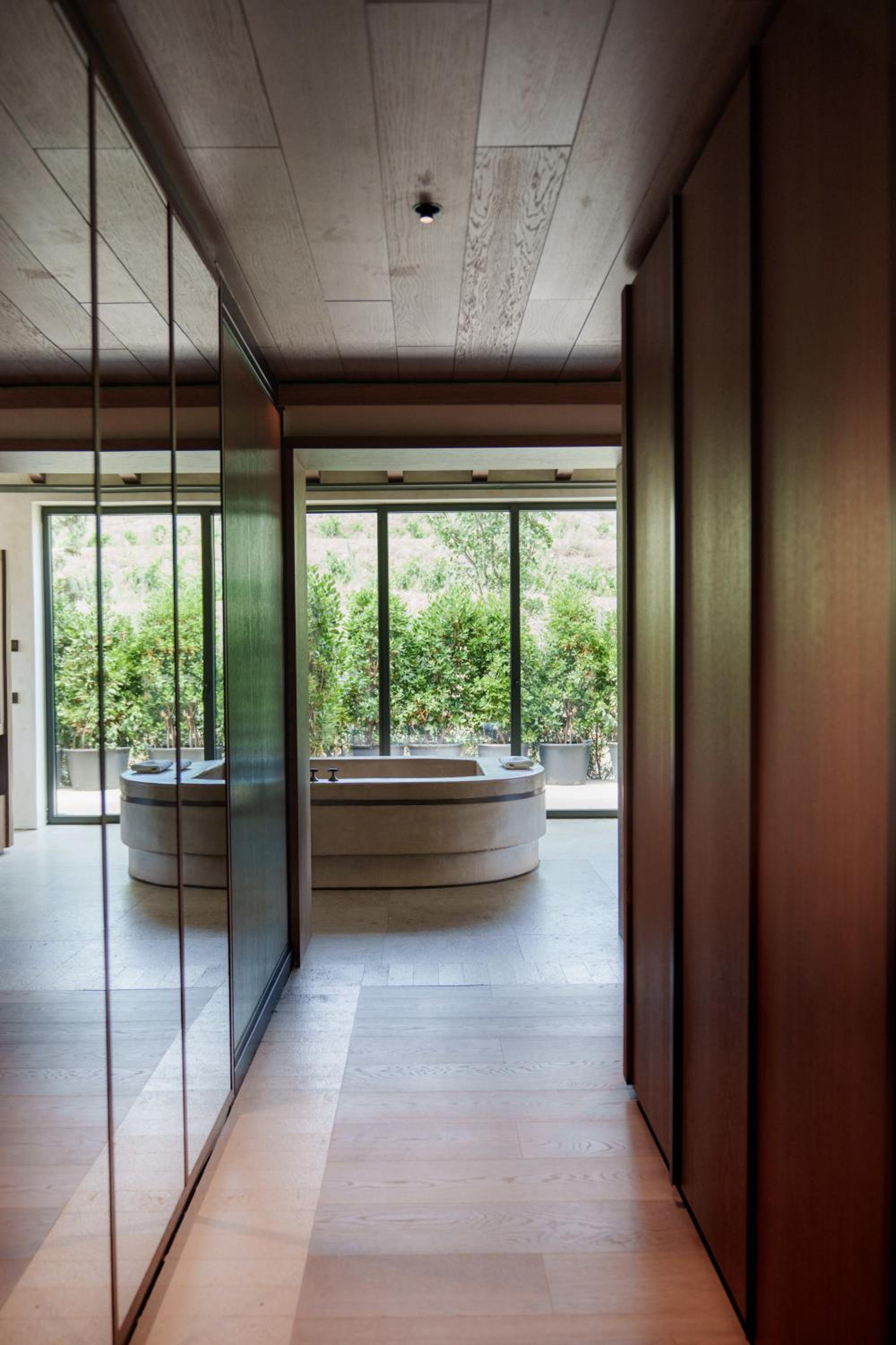 Suite with Terrace - Photo 3