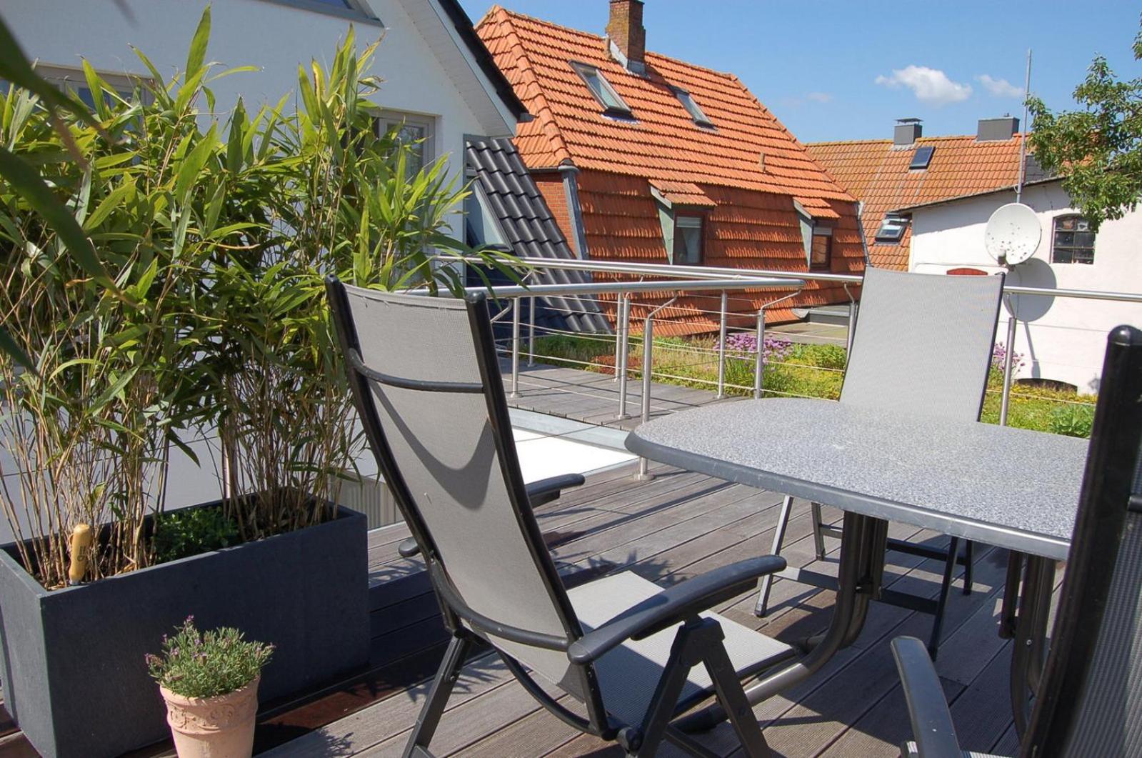 Apartment with Sea View photo 2