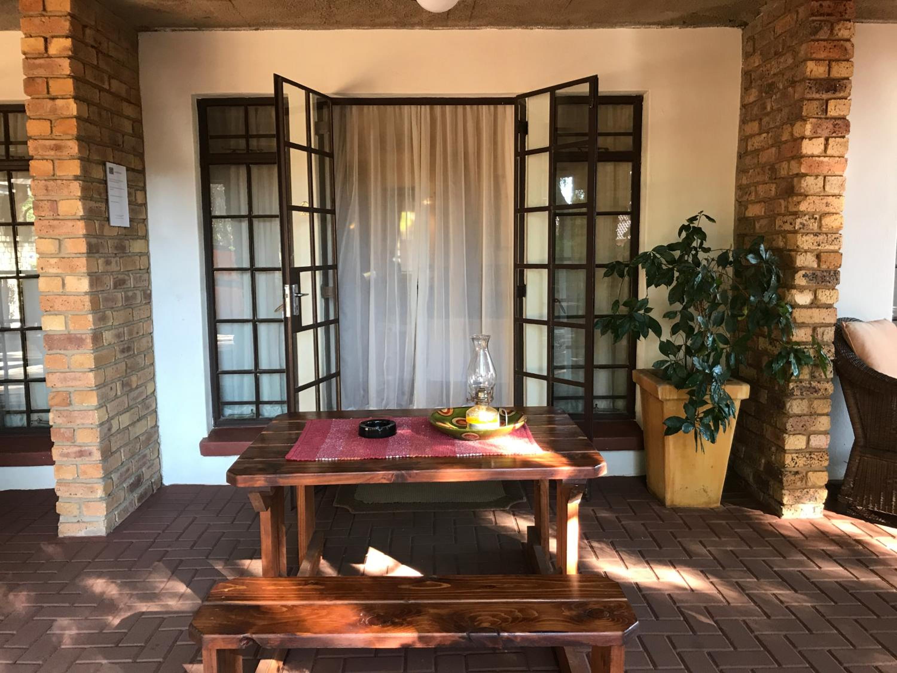 Deluxe Double Room with Shower photo 3