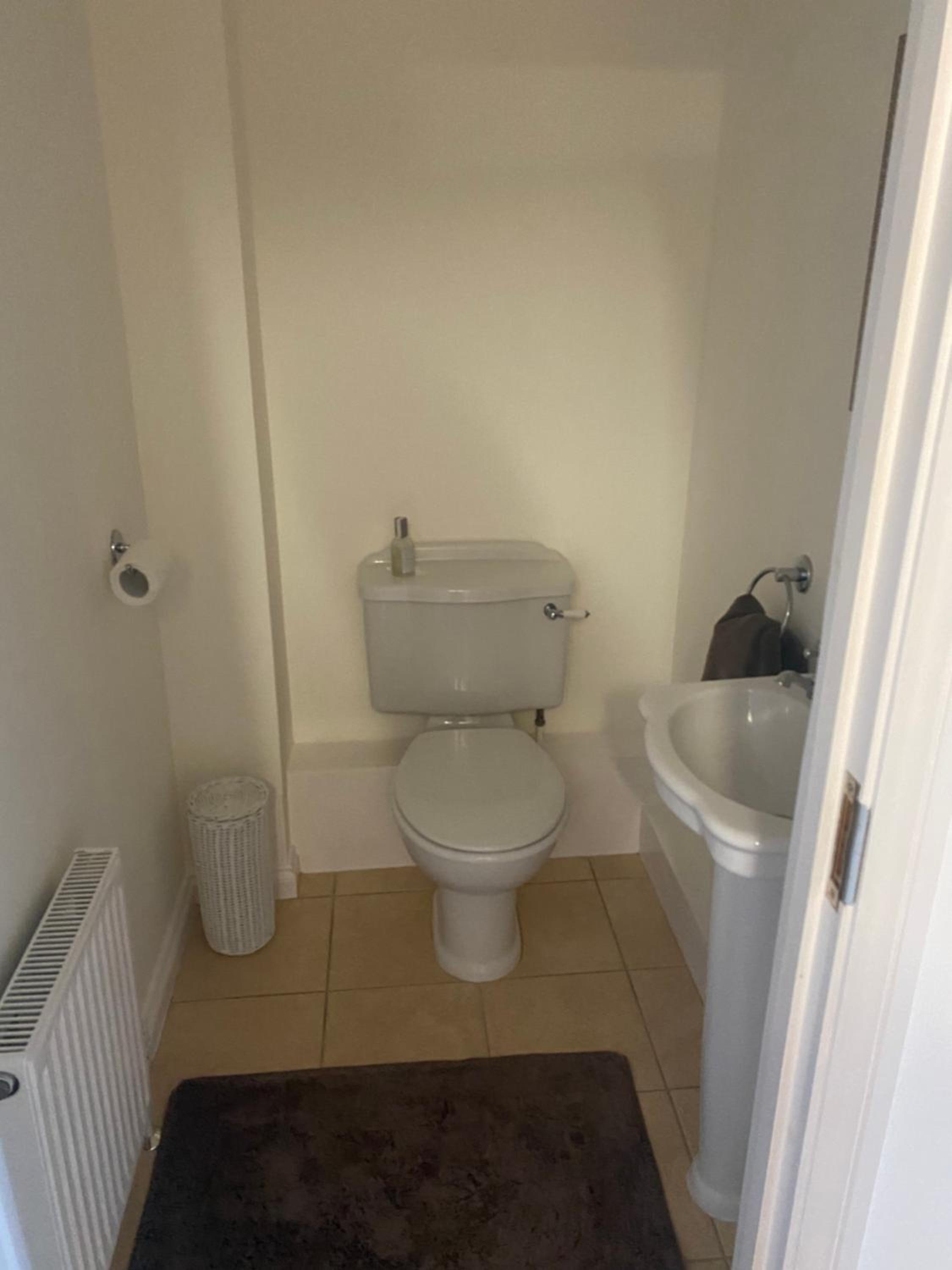 Double Room with Private Bathroom photo 3