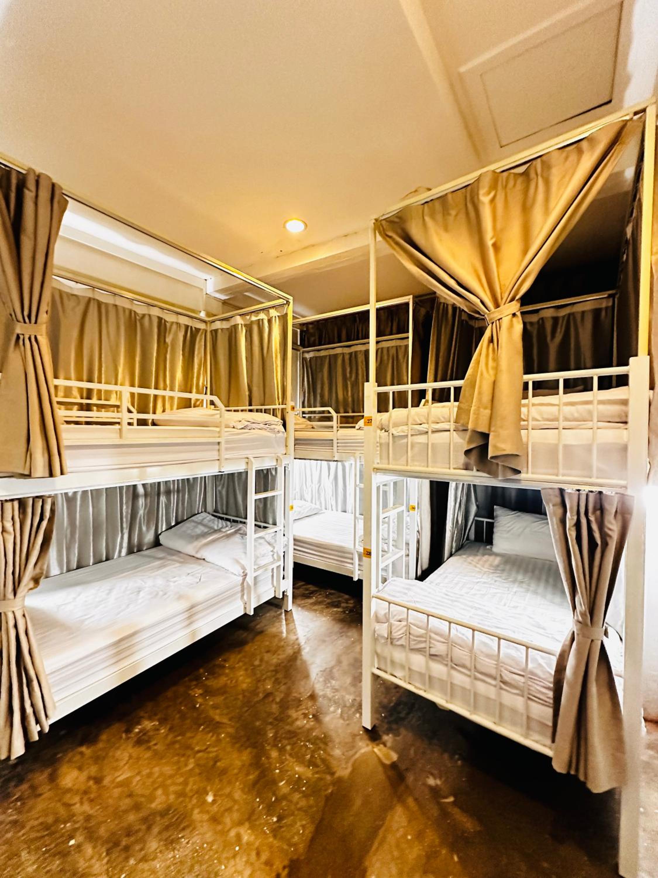 Bunk Bed in Female Dormitory Room   photo 1