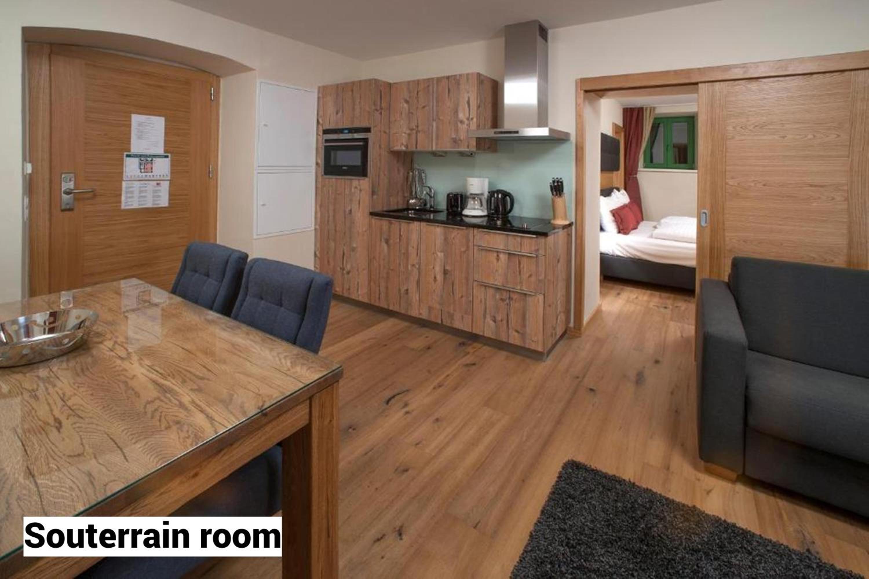 Standard Suite - Photo 1