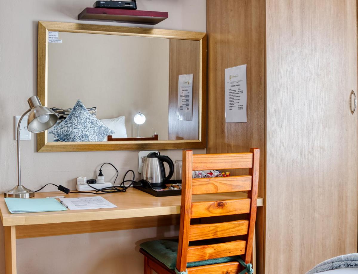  Double Room - Photo 8