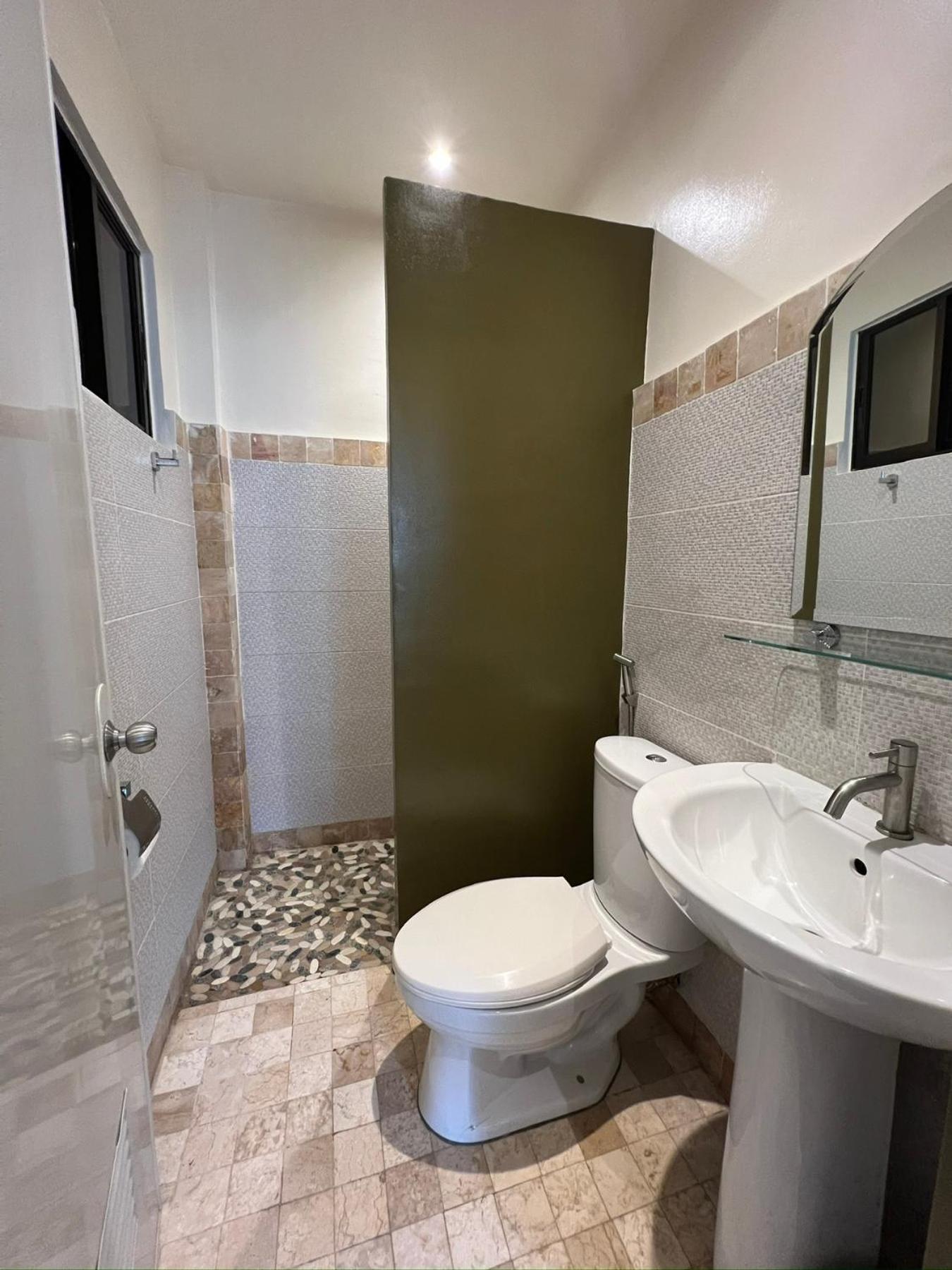 Double Room with Private Bathroom photo 3