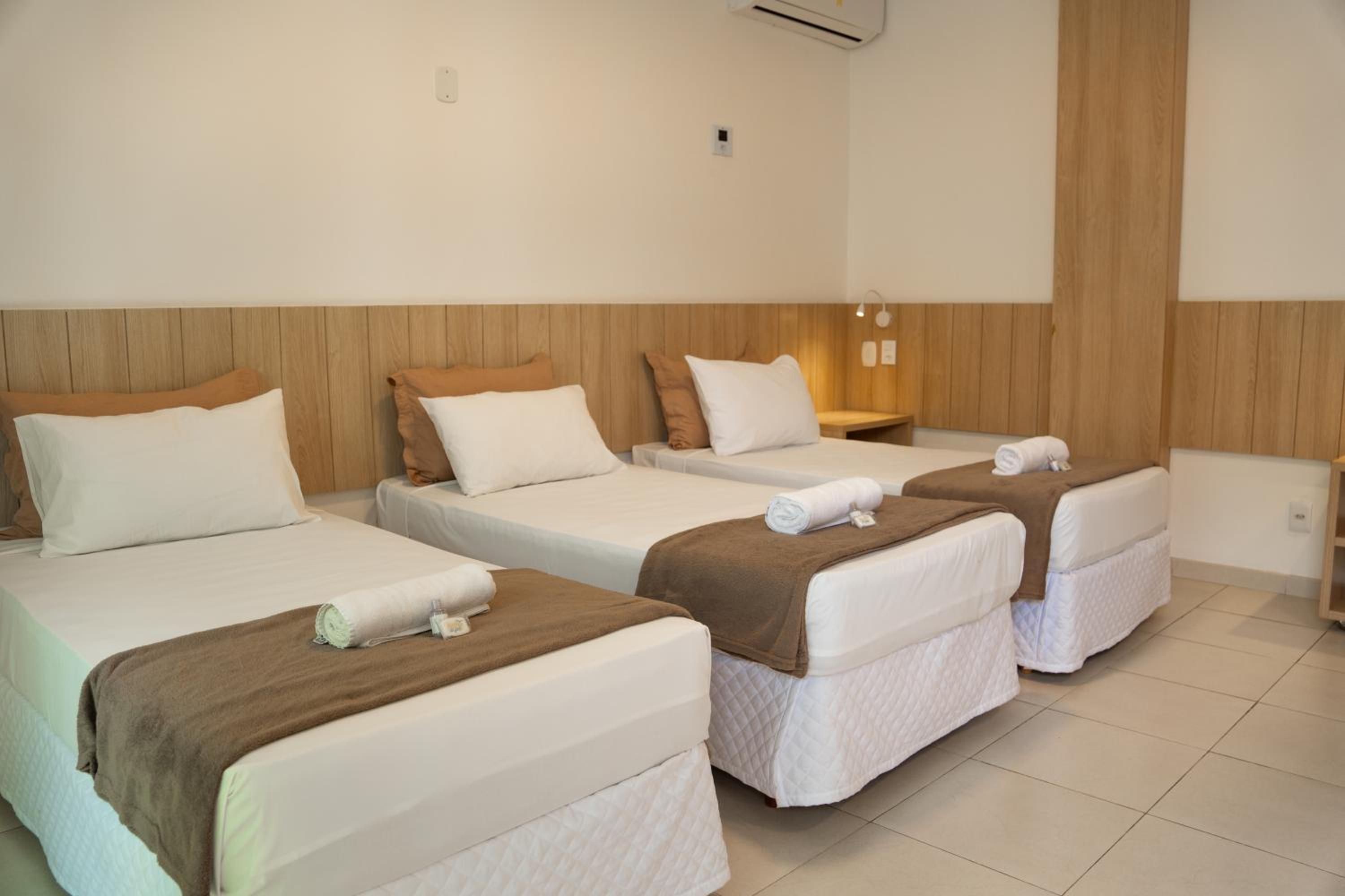 Family Room - Photo 1