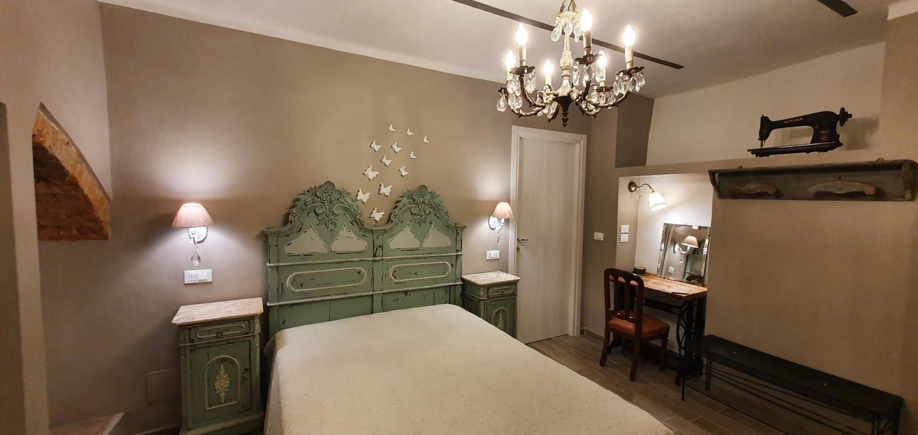 Double or Twin Room with Private Bathroom photo 3