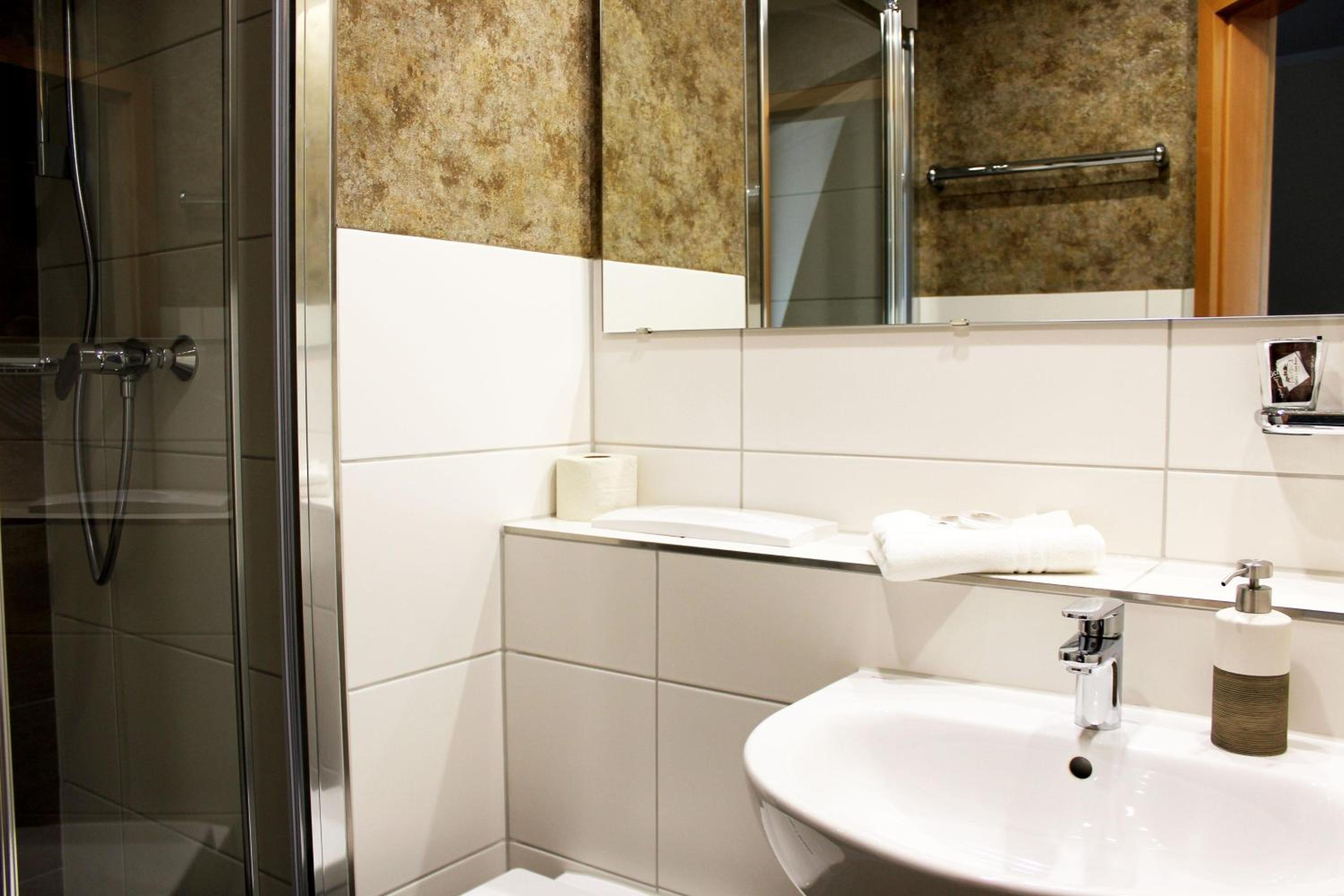 Comfort Single Room with Shower photo 2