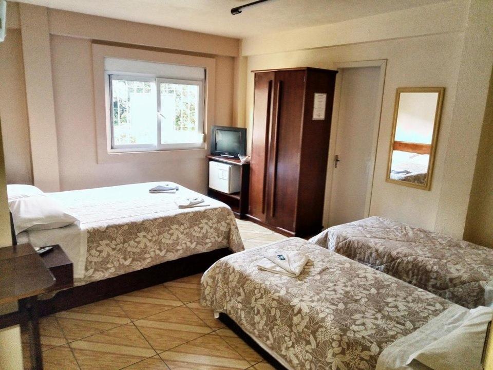 Quadruple Room - Photo 1