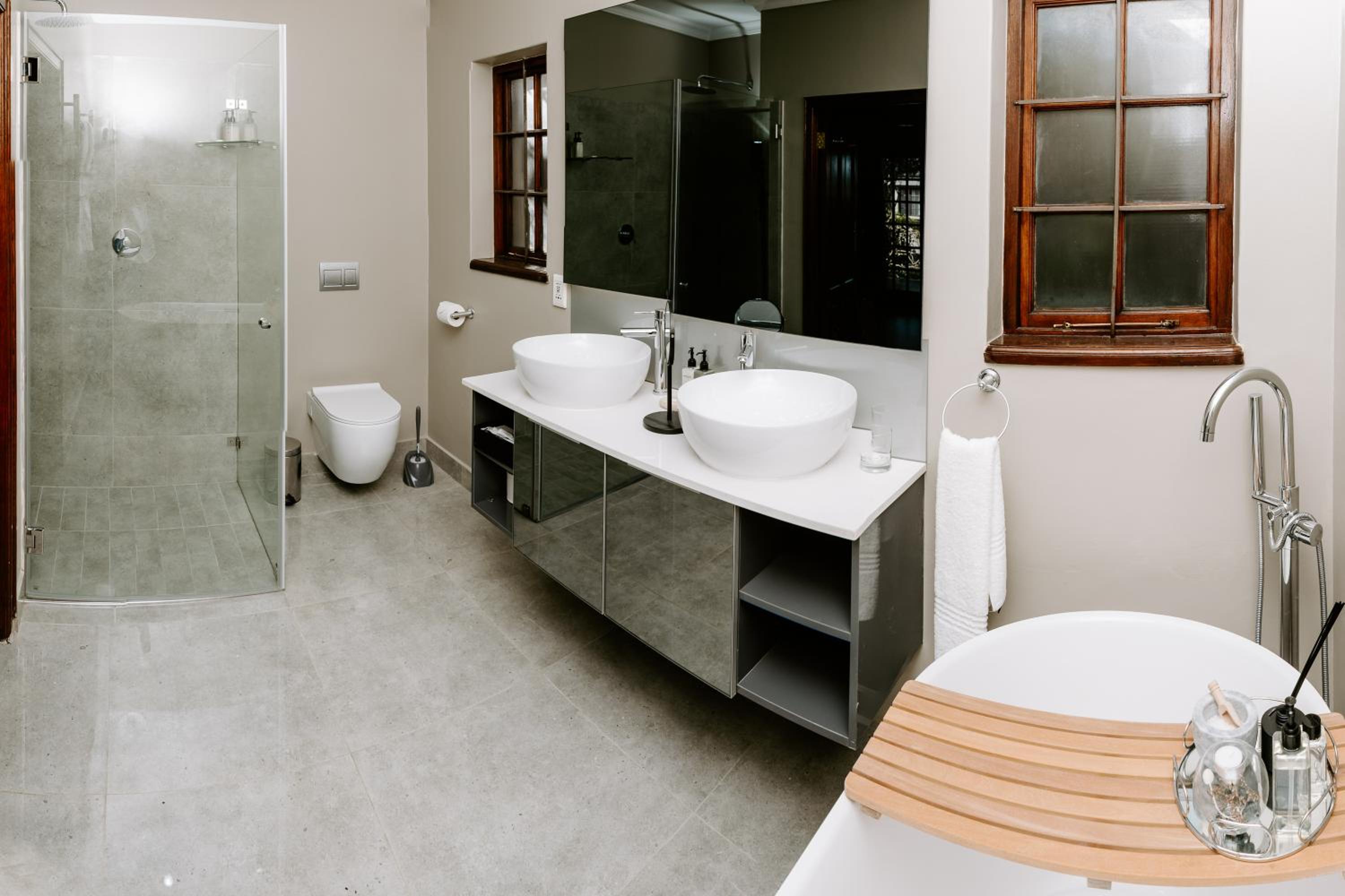 Luxury Garden Suite - Photo 9