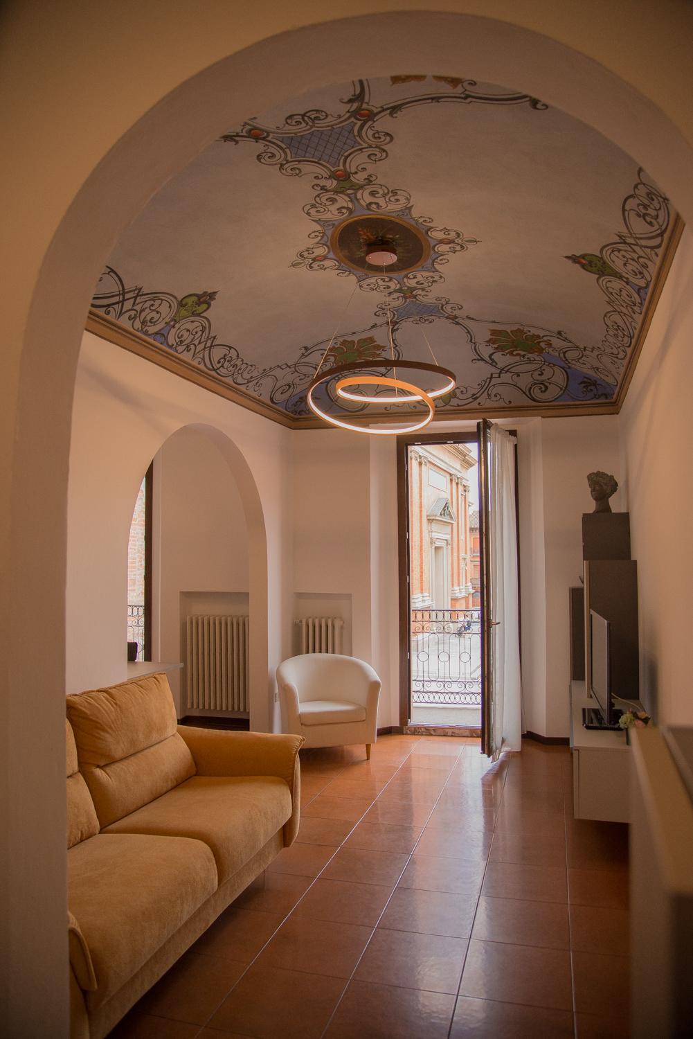 One-Bedroom House photo 1