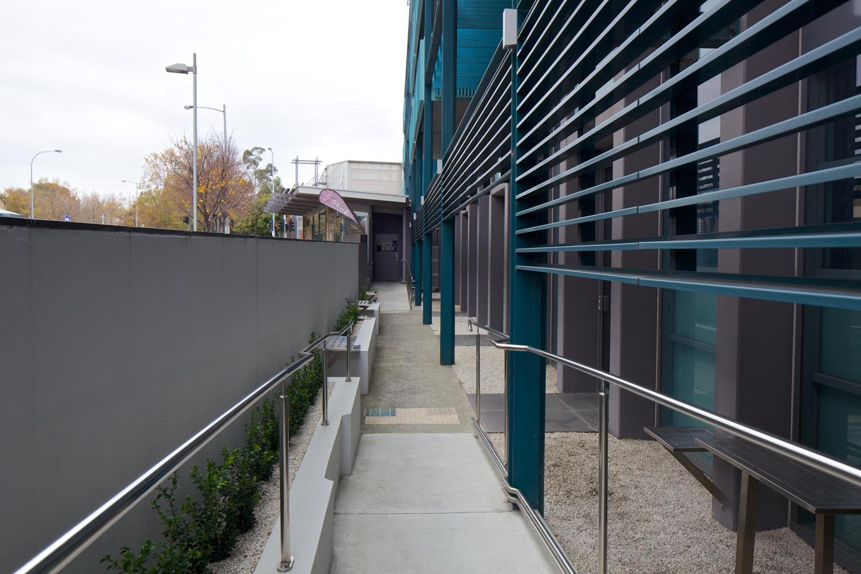 Deluxe Studio with Courtyard - Ground Floor
