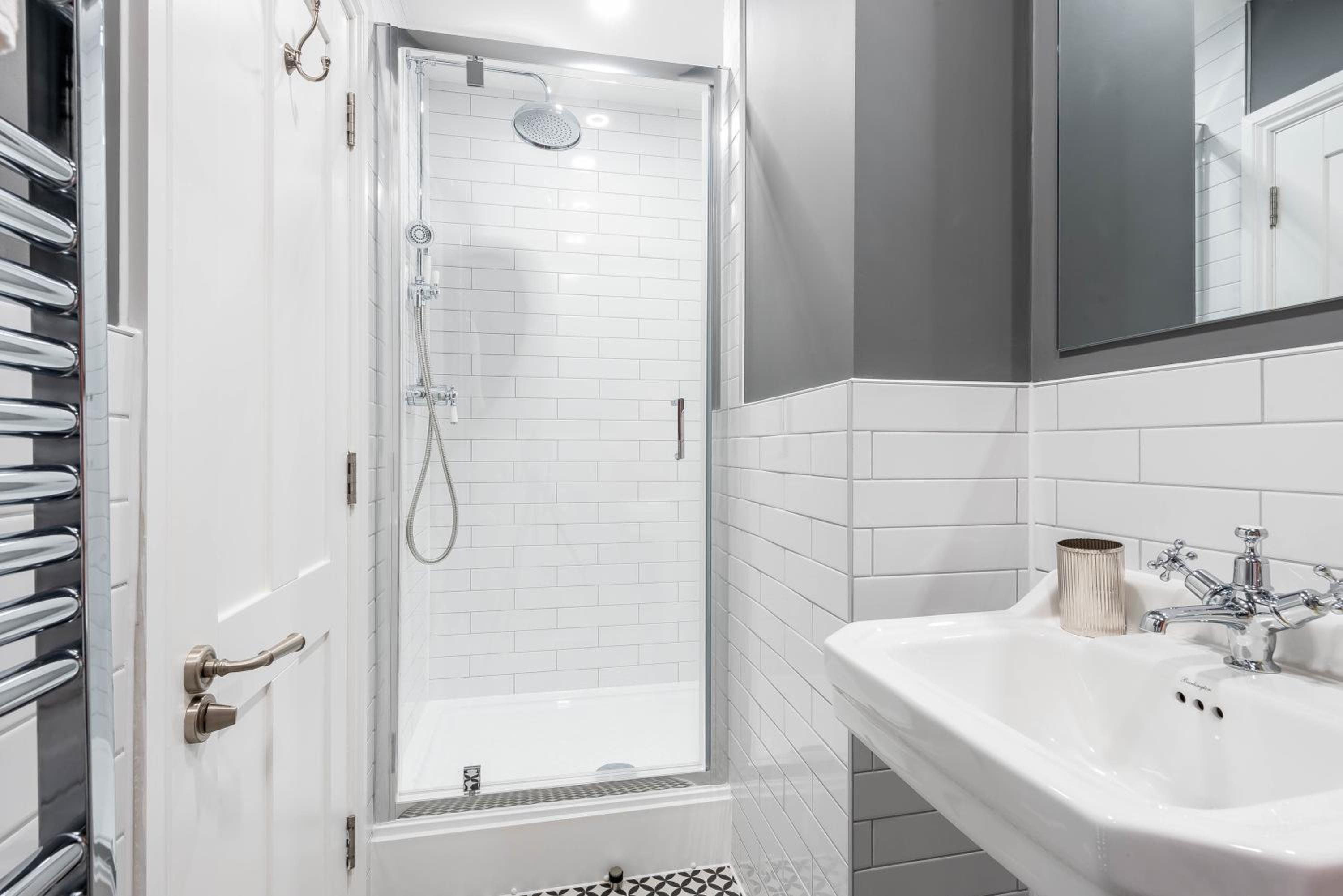 Superior King Suite photo 2