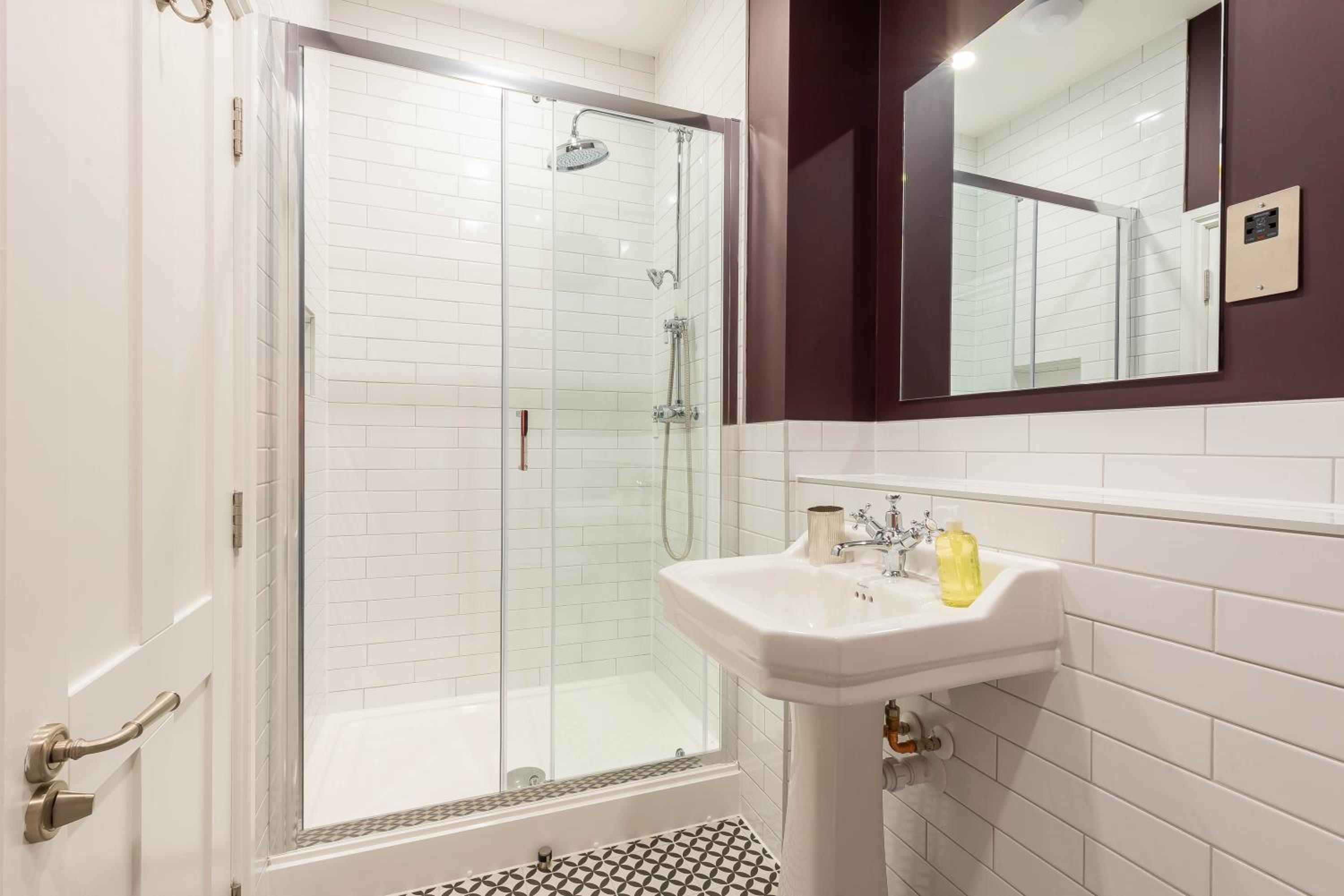 Superior Twin Room with Garden View - Photo 4