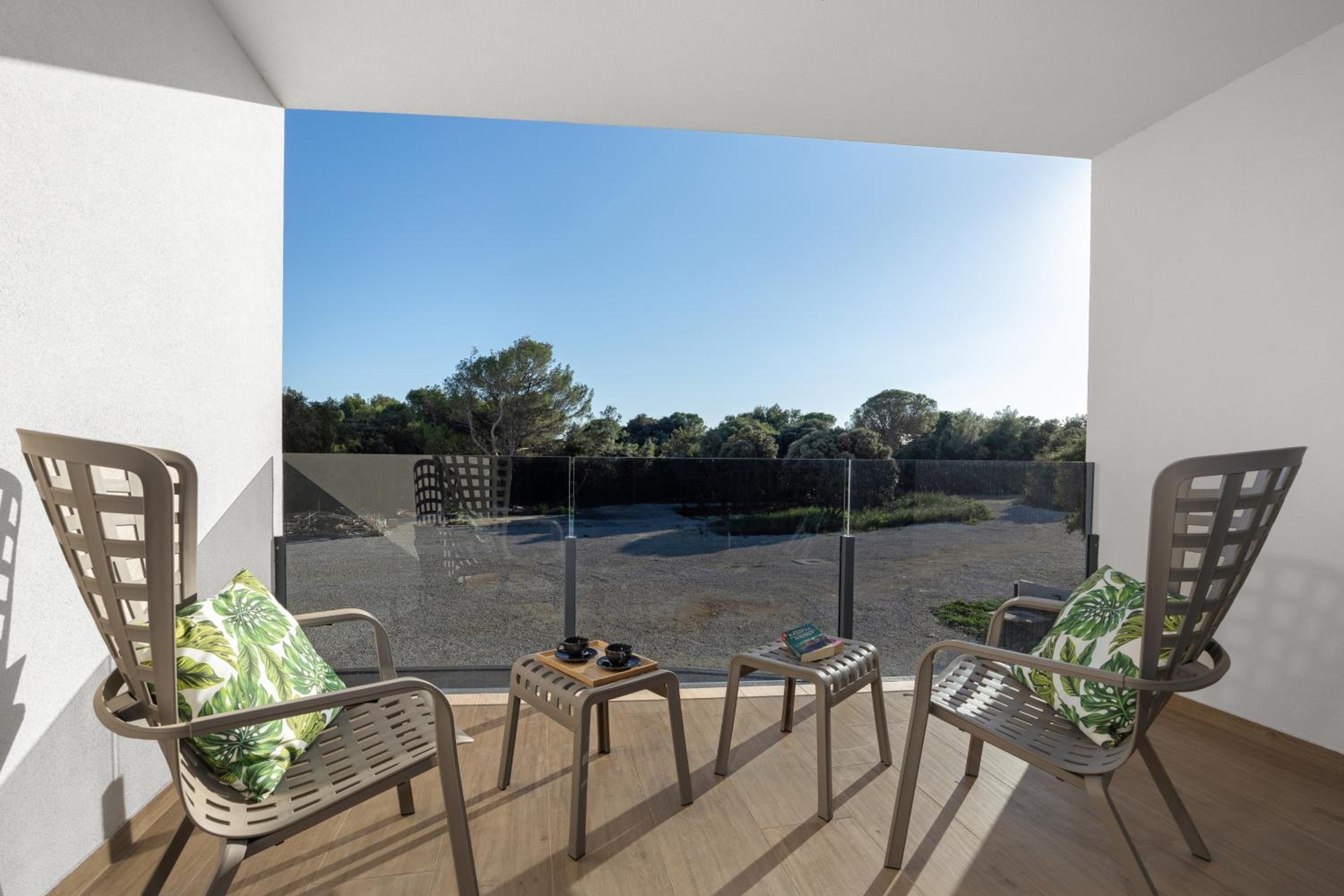 Superior Quadruple Room with Balcony photo 2