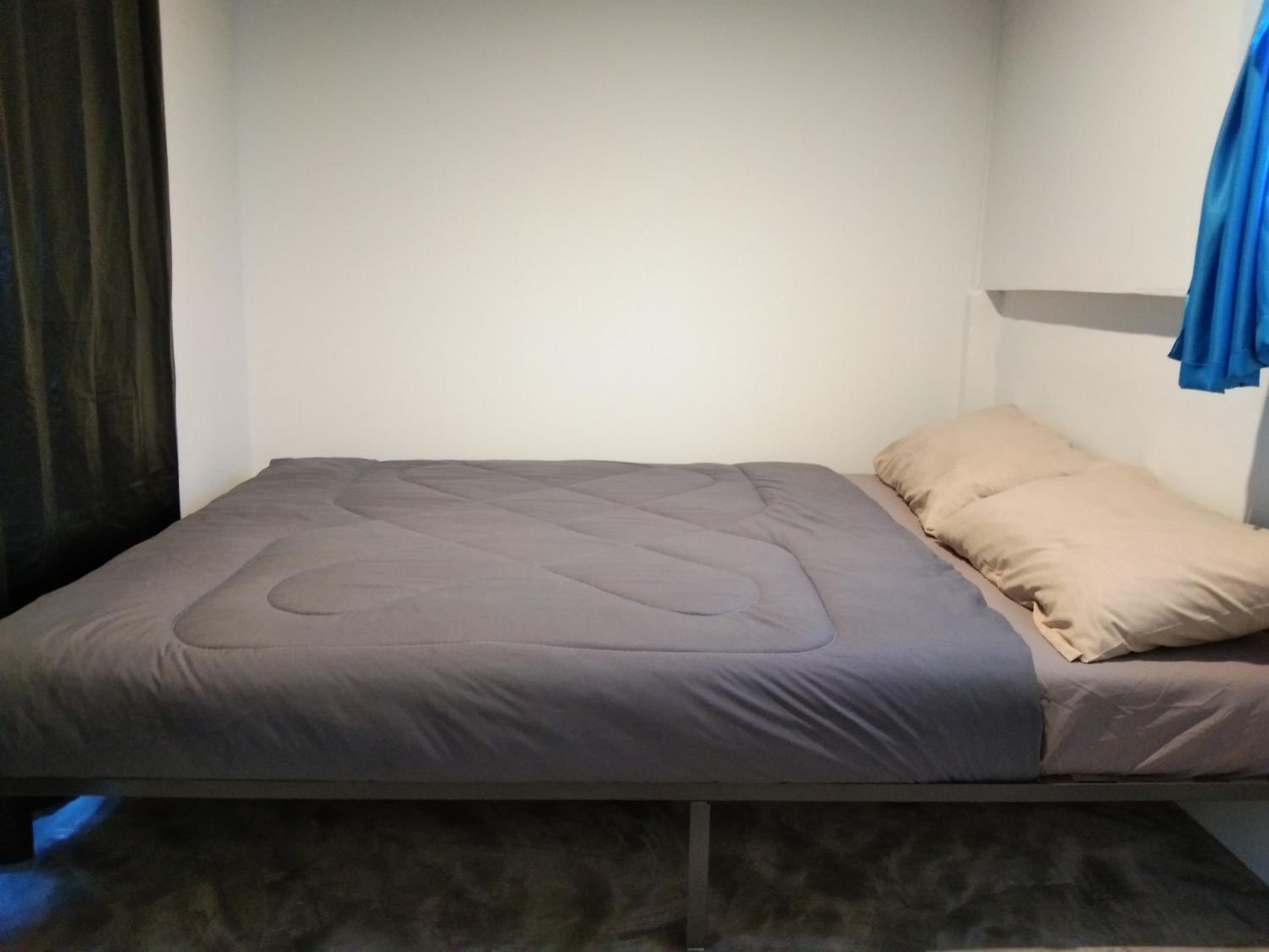 Double Room with Shared Bathroom photo 3