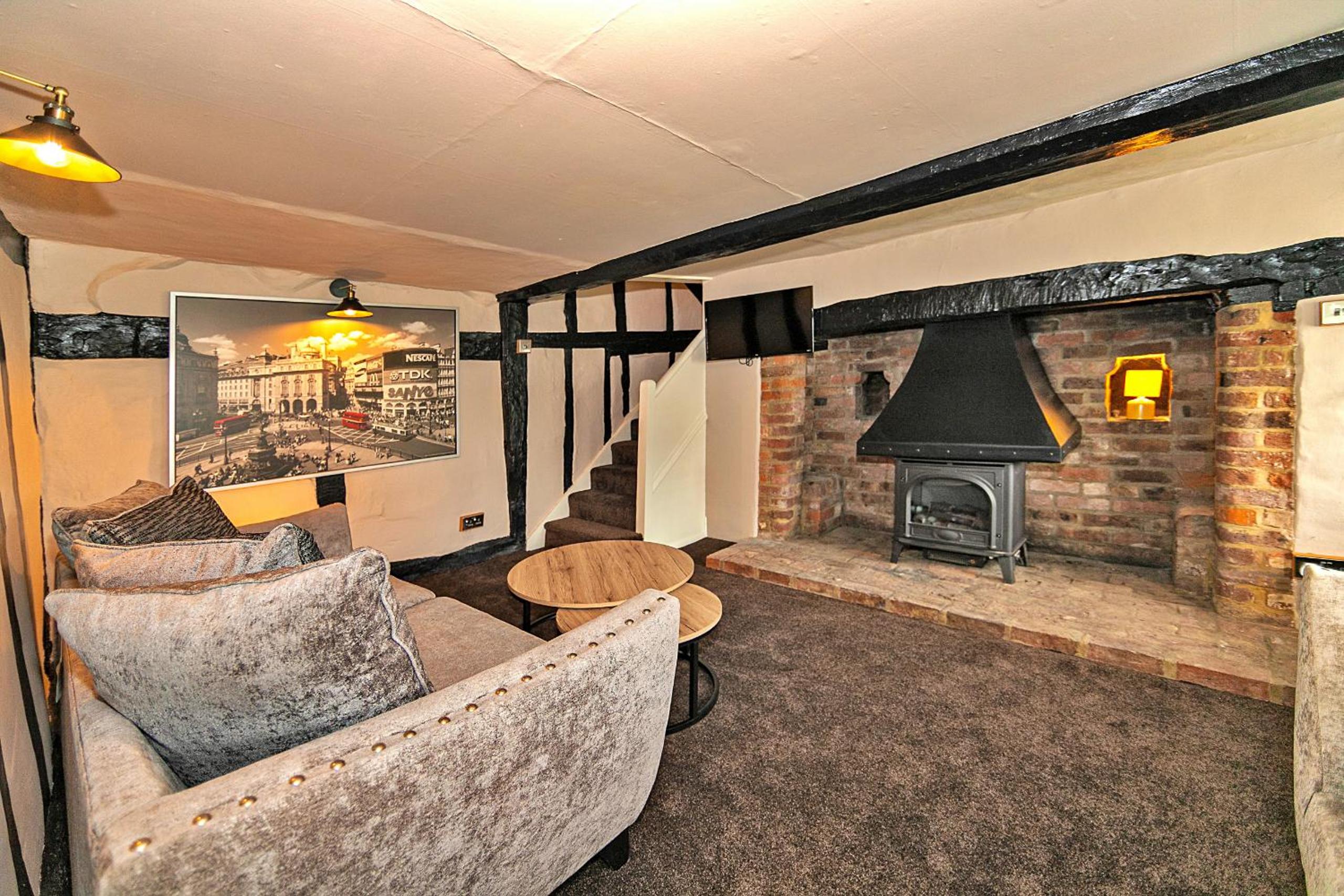 Three-Bedroom House photo 1